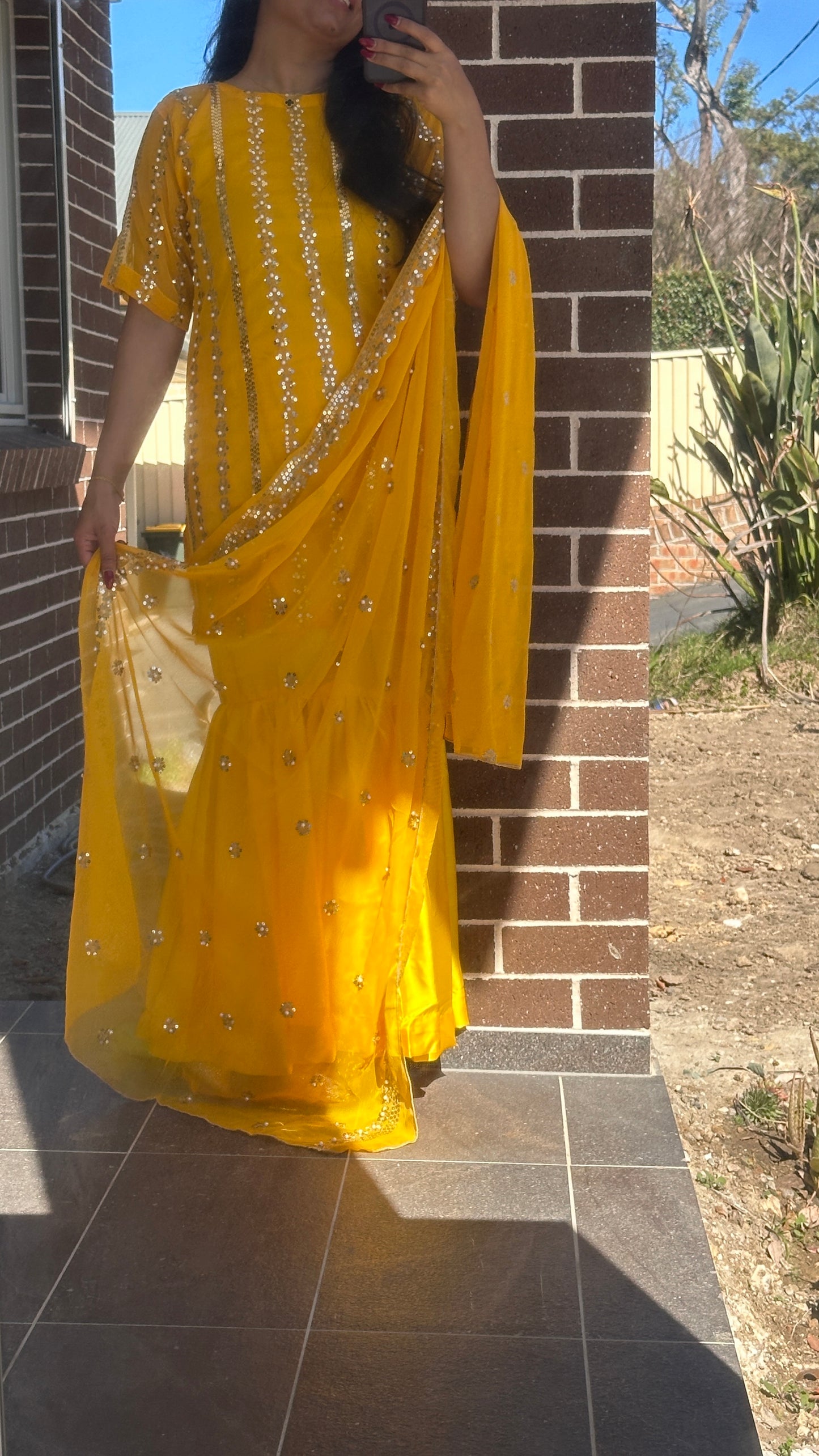 Pakistani shifon outfit with dupatta and bottom