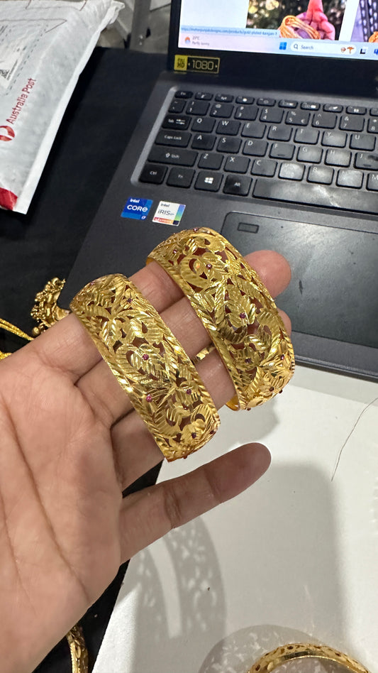 Gold plated kangan sandookh collection