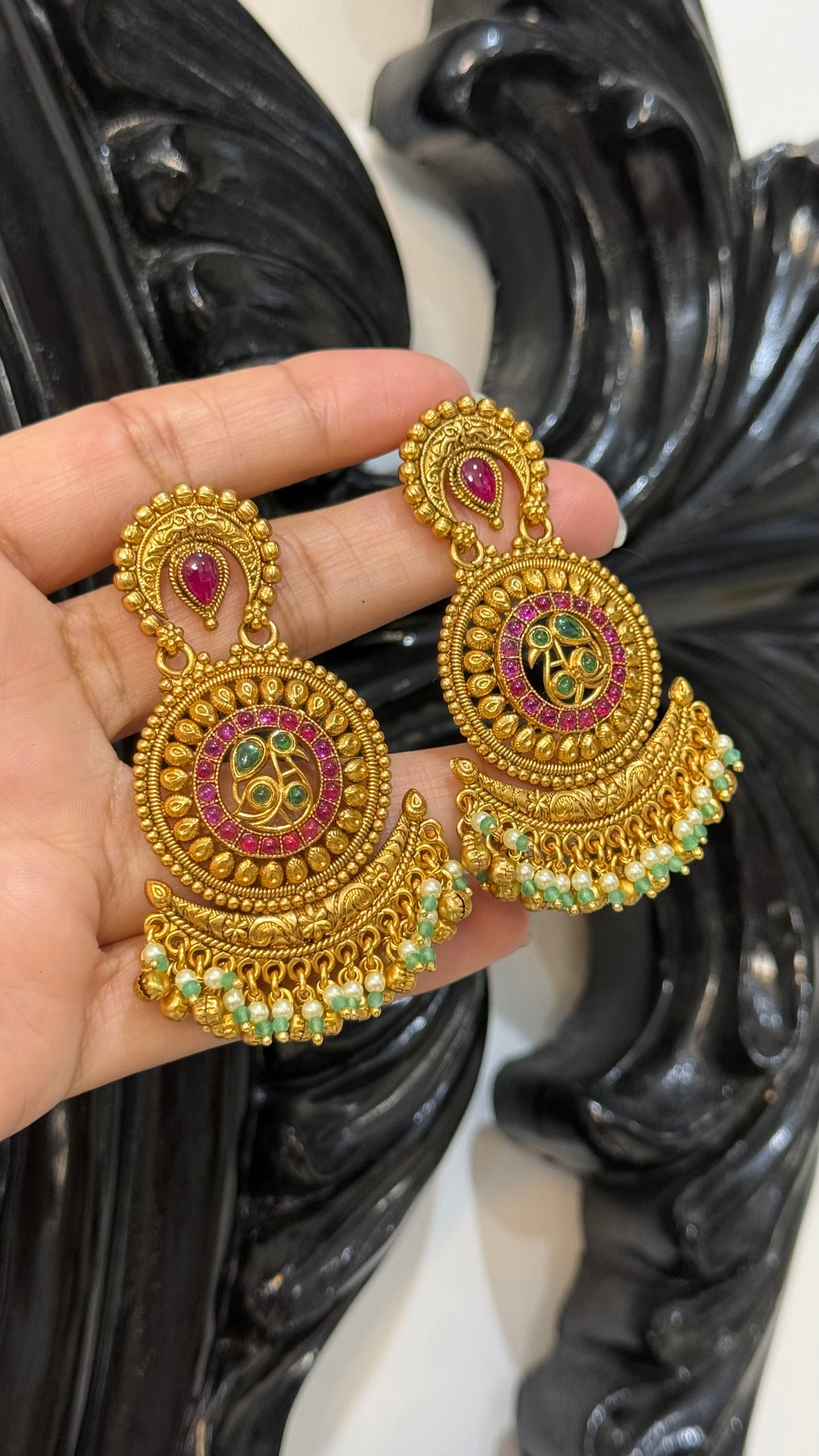 Antique look earrings microgold plating
