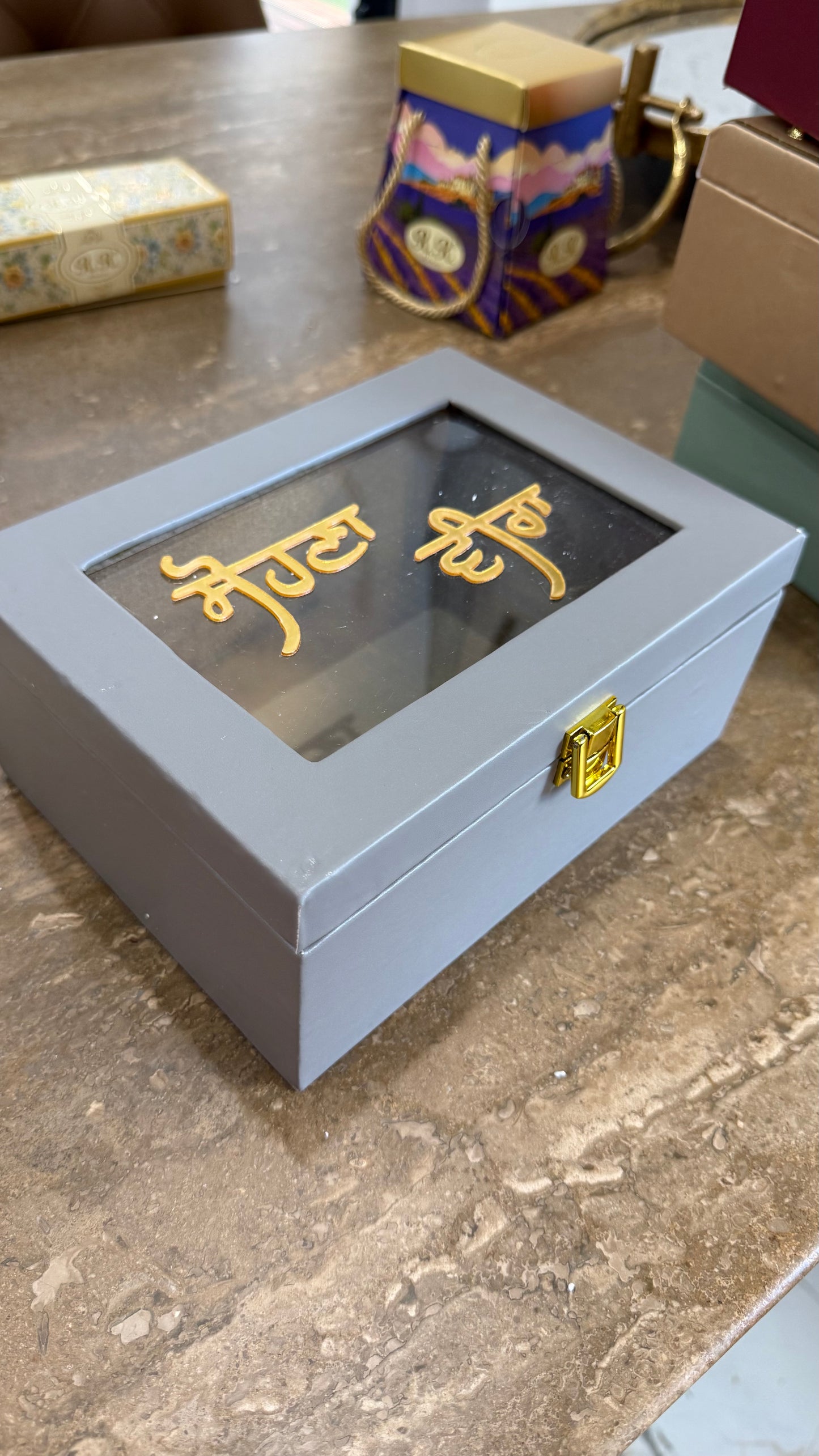 rakhi gift hamper empty box