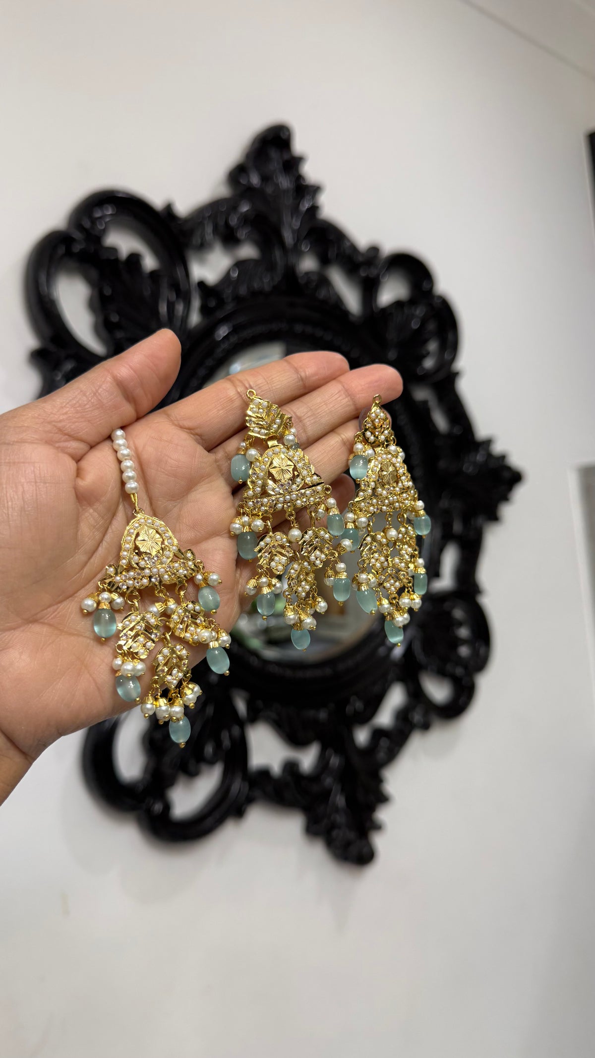 Real  jadau necklace set gold plated with tikka and earrings