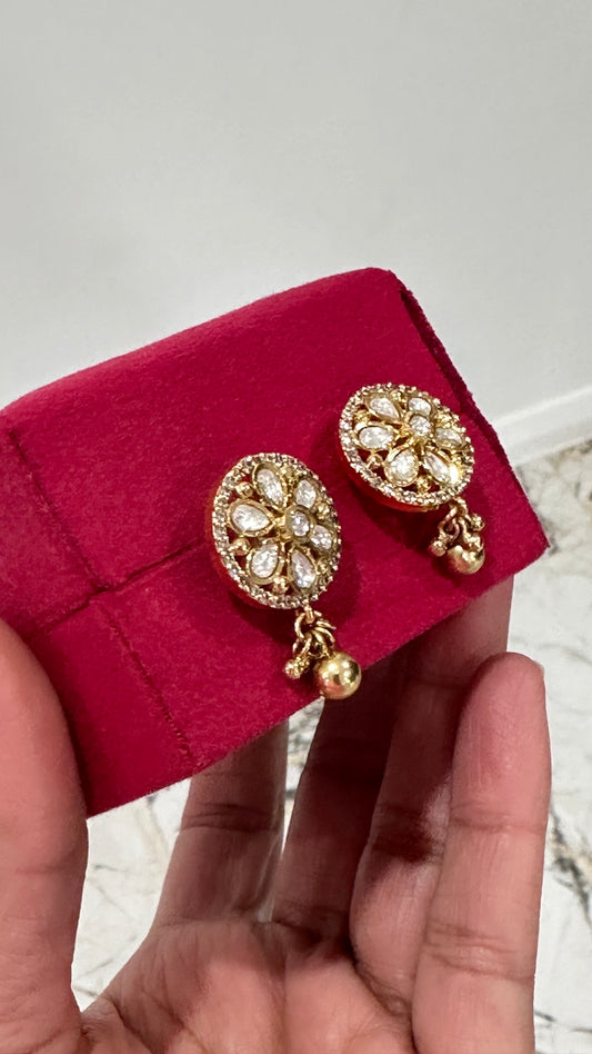 Uncut kundan gold plated studs