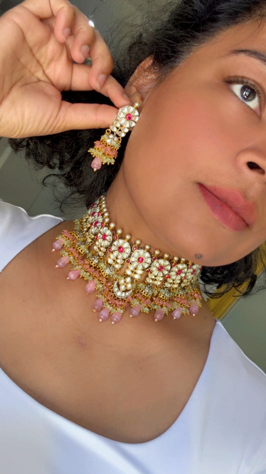 Uncut kundan necklace/choker
