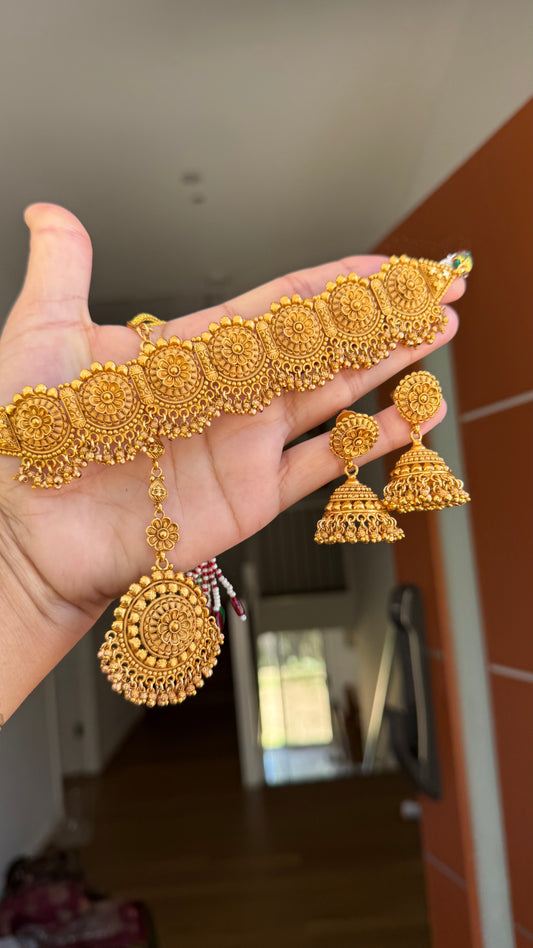 Antique gold look choker set Sandookh collection