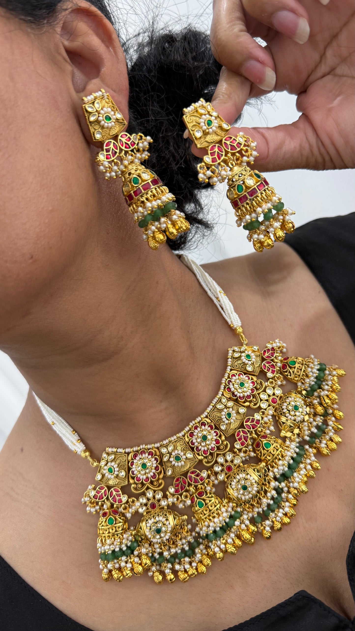 Heritage Jewelry  Gold Plated Indian Choker Set with Earrings – Bridal Jewelry Sandookh collection