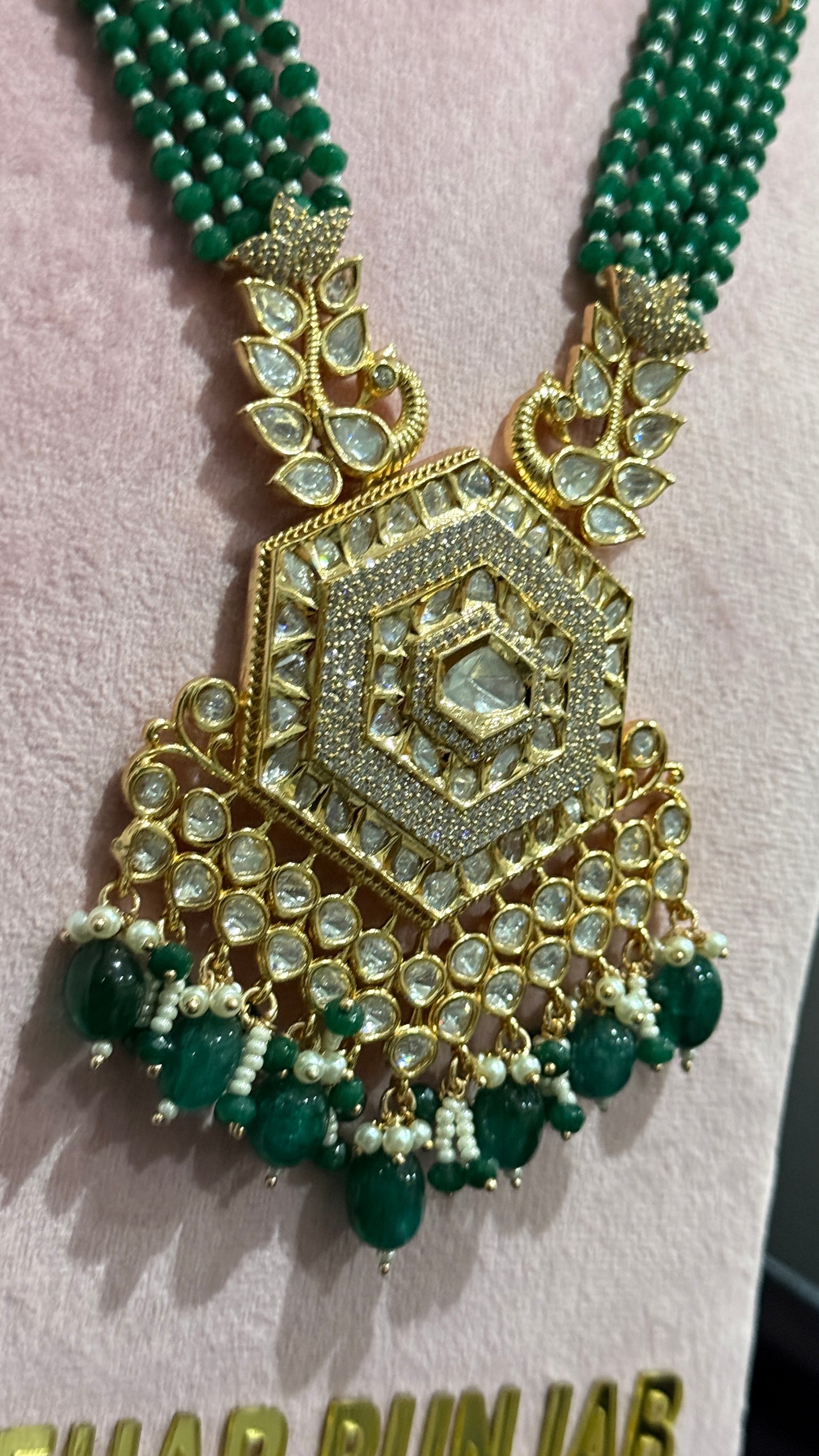 gold plated raani haar uncut kundan color green