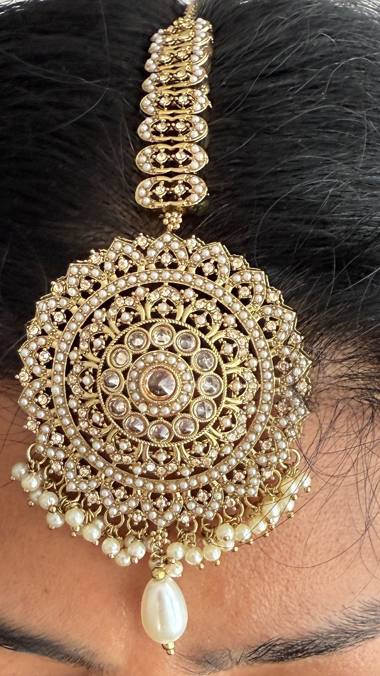 Jhumka earring with sahare