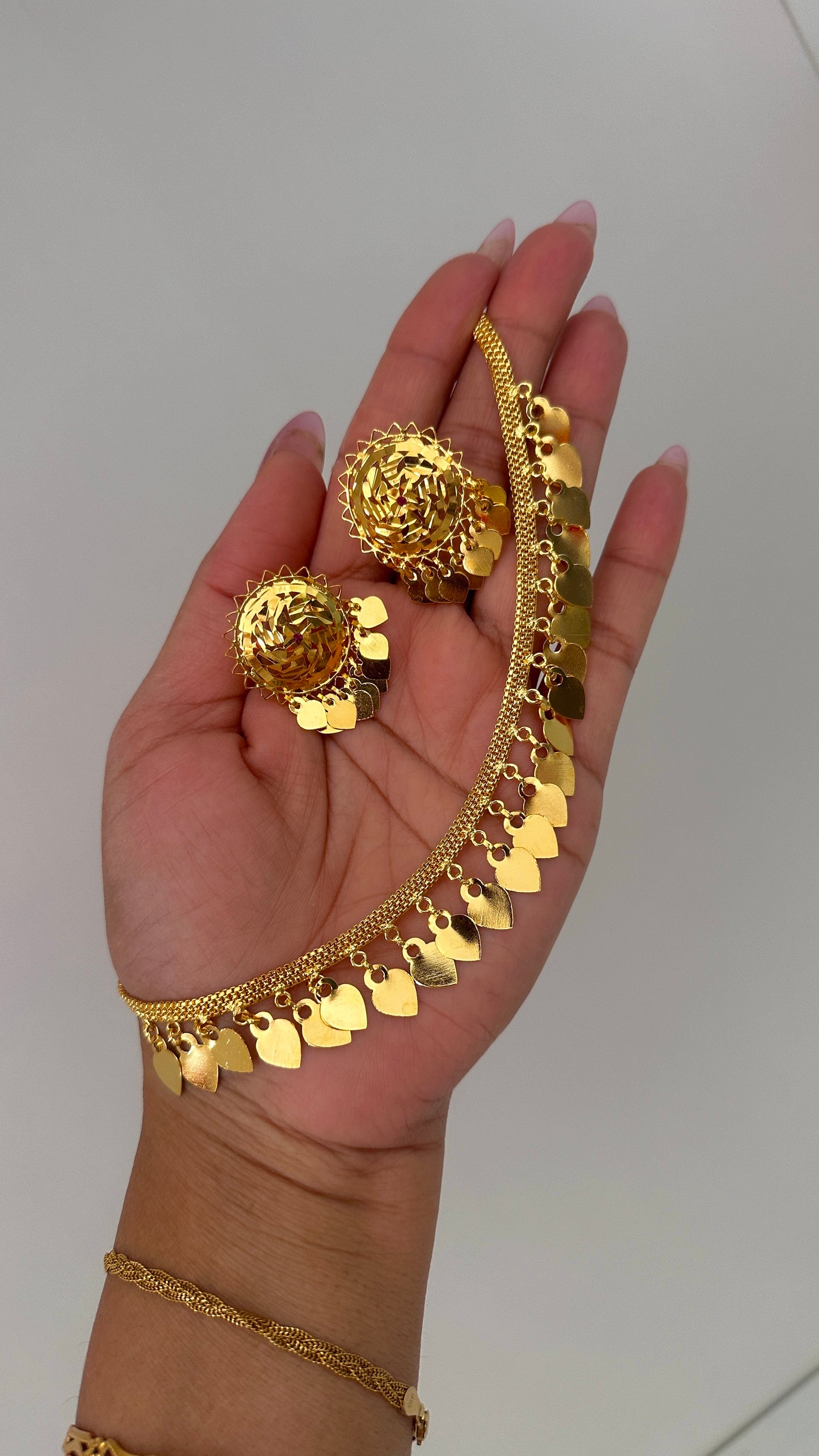 Gold plated pippal patti necklace Sandookh collection