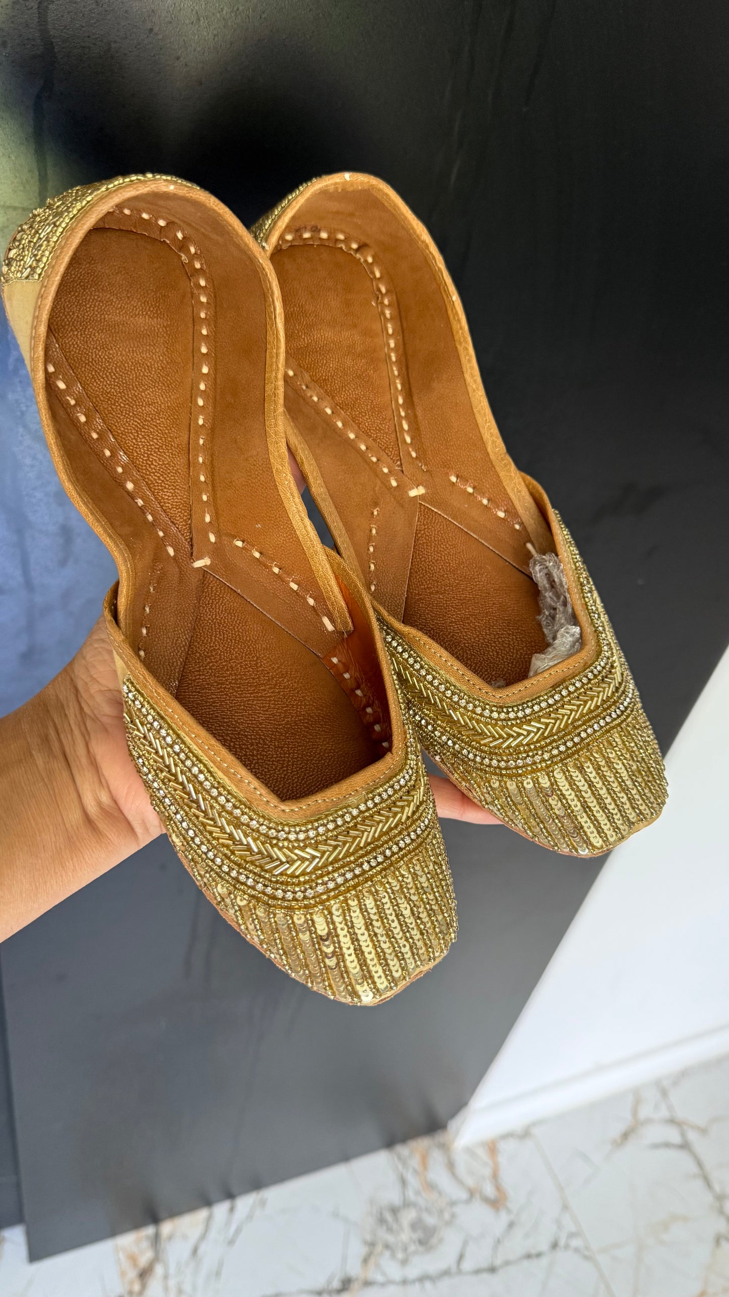 Women’s Punjabi Jutti Golden