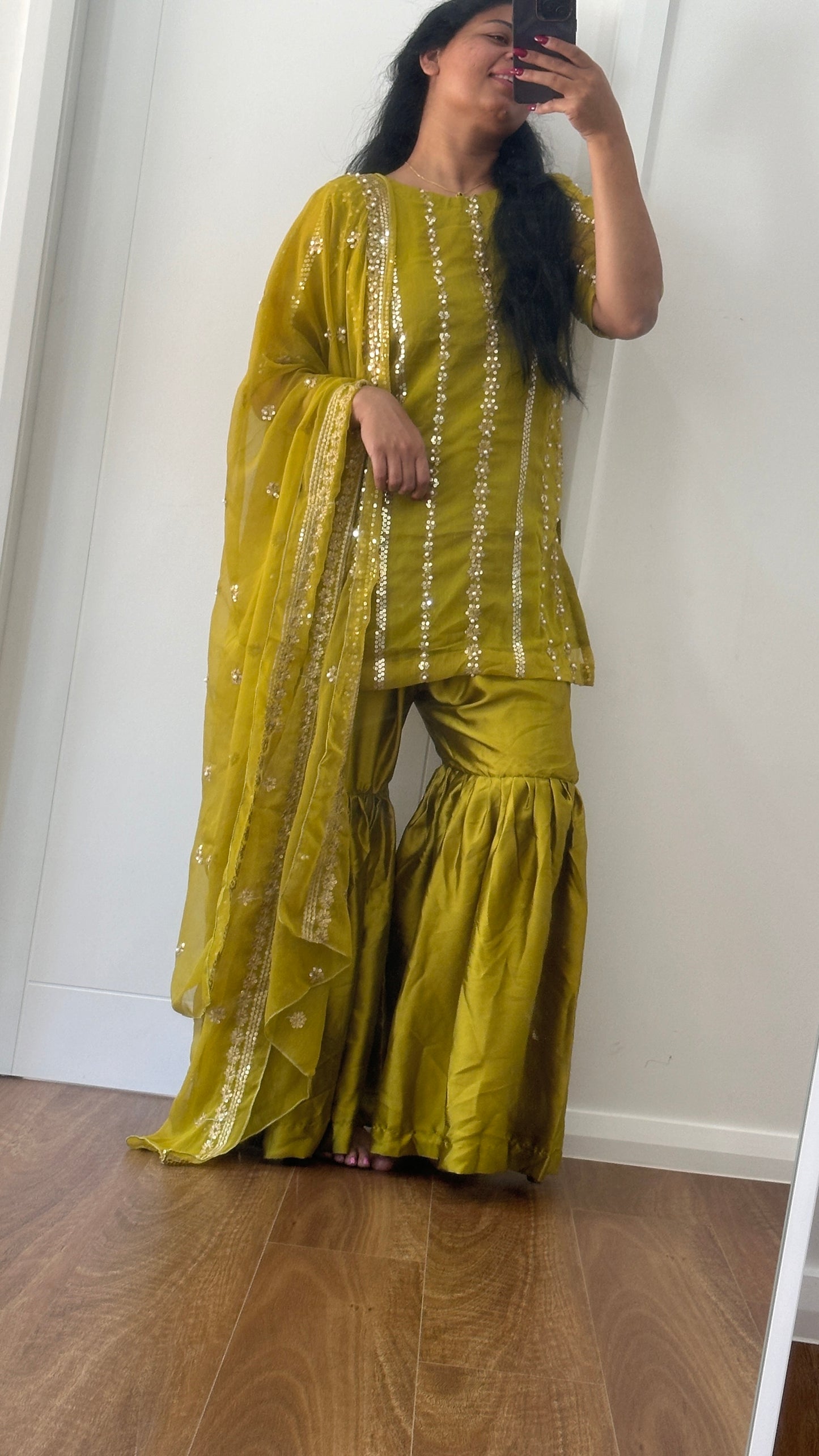 Pakistani shifon outfit with dupatta and bottom