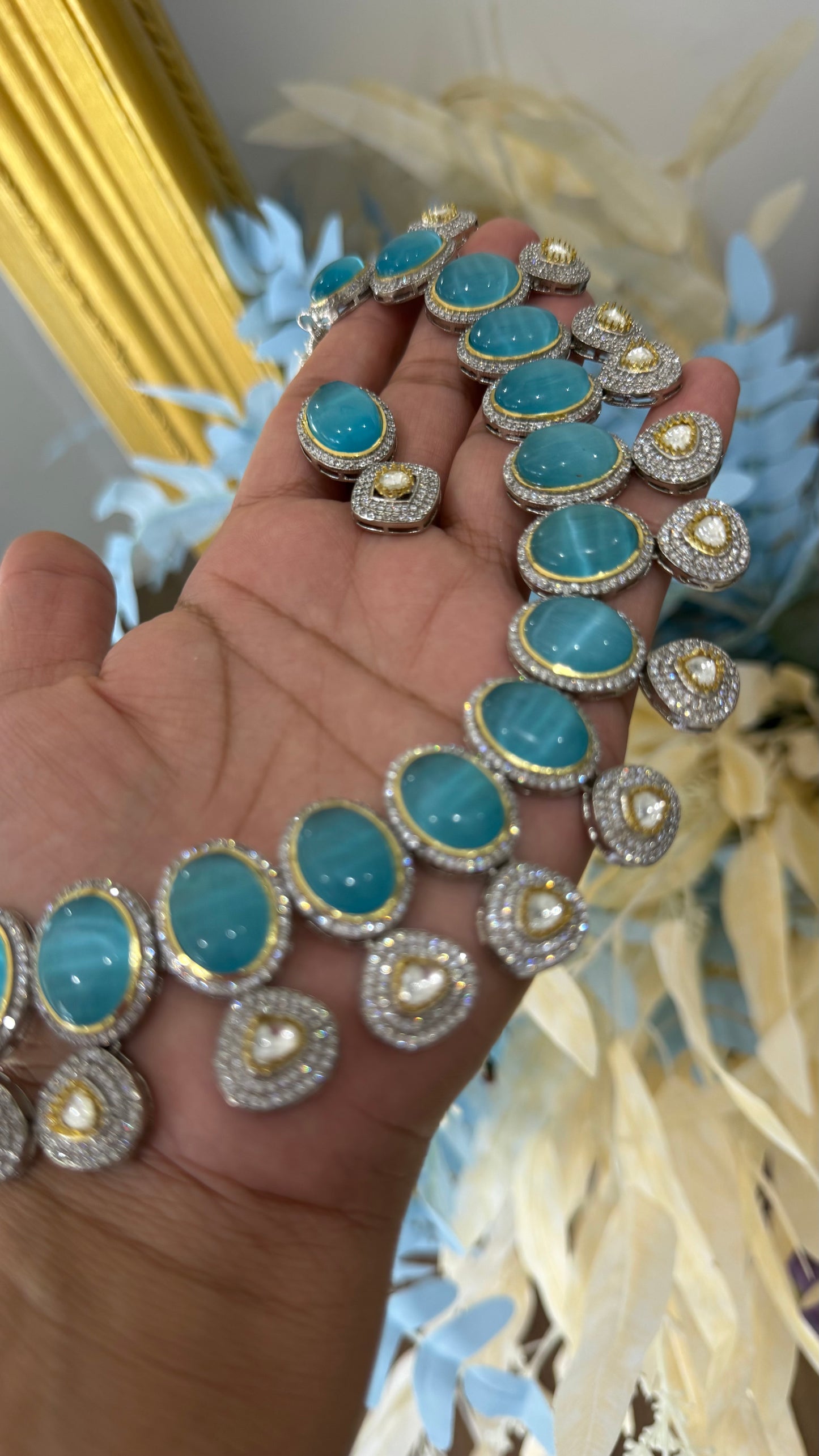 Uncut kundan necklace/choker