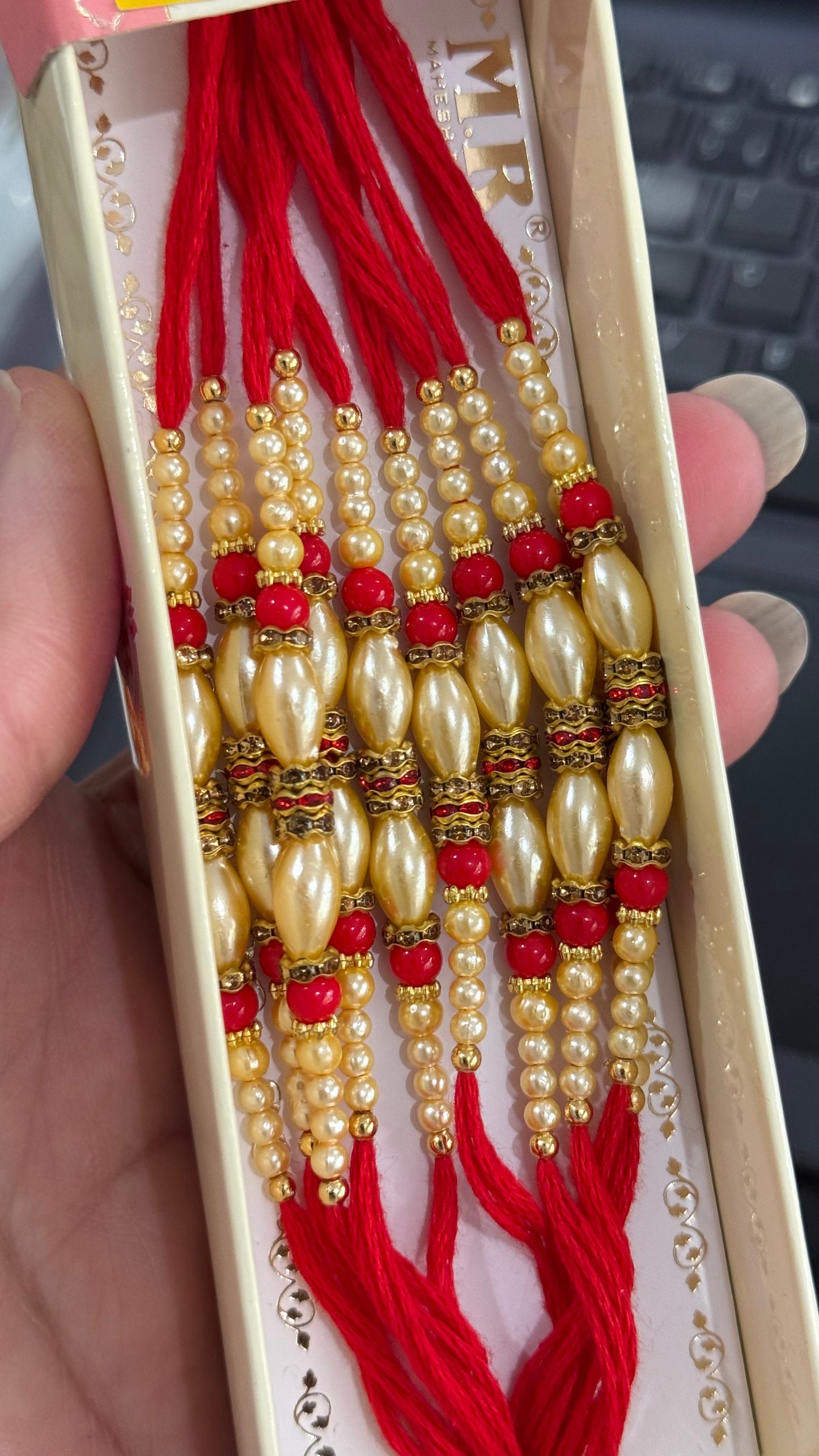 thread rakhi (dhaaga)