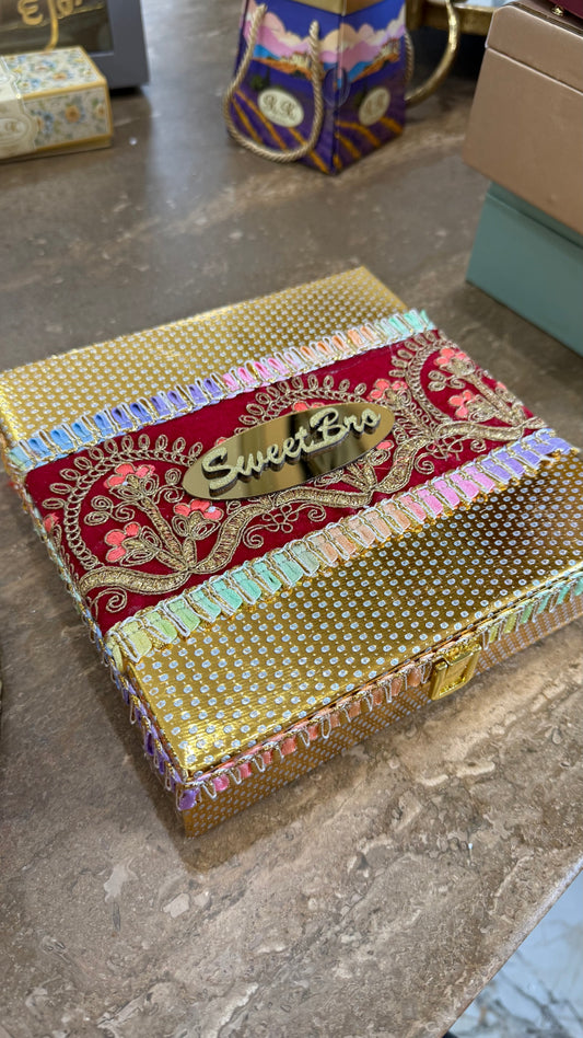 rakhi gift hamper empty box