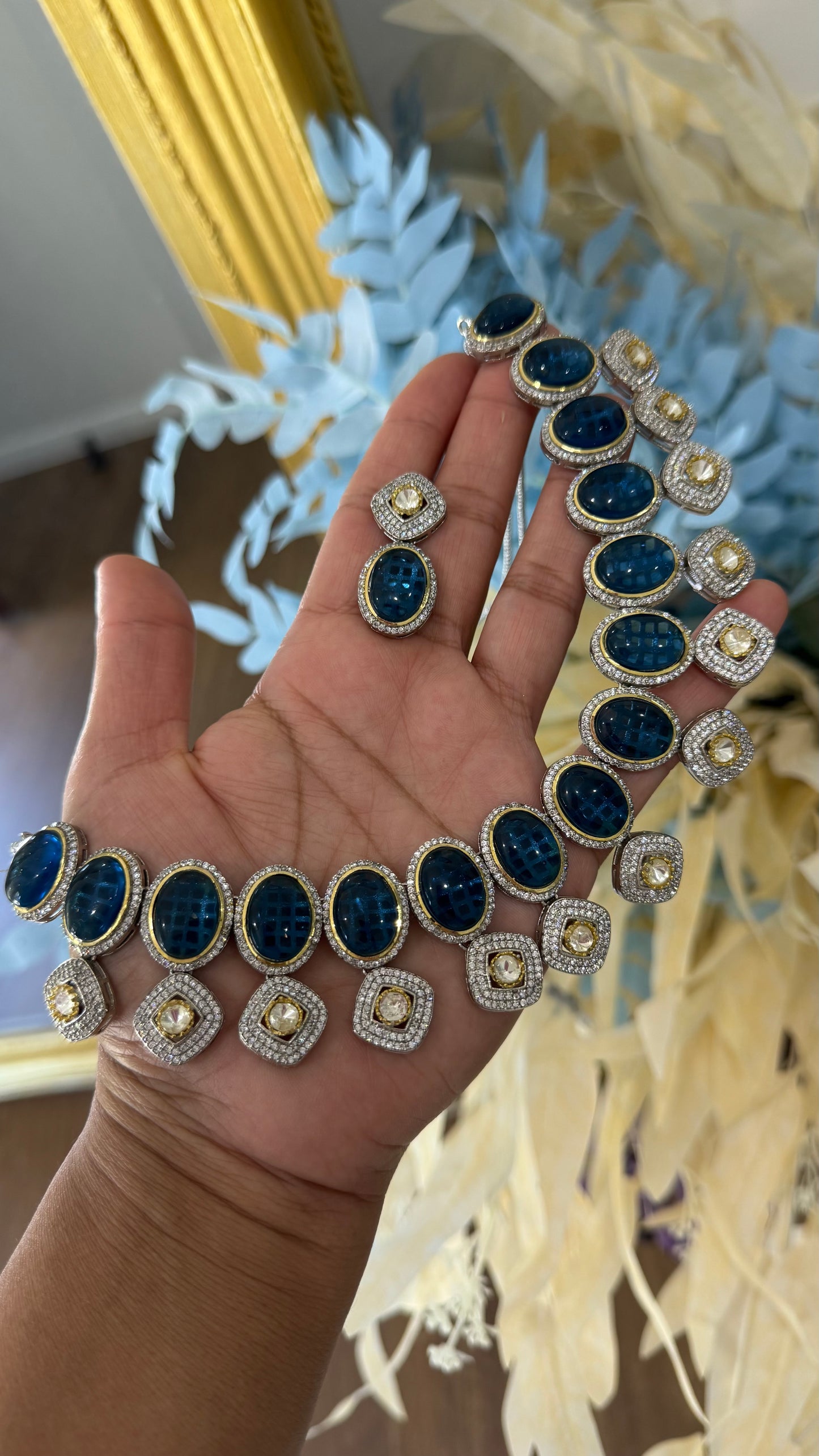 Uncut kundan necklace/choker