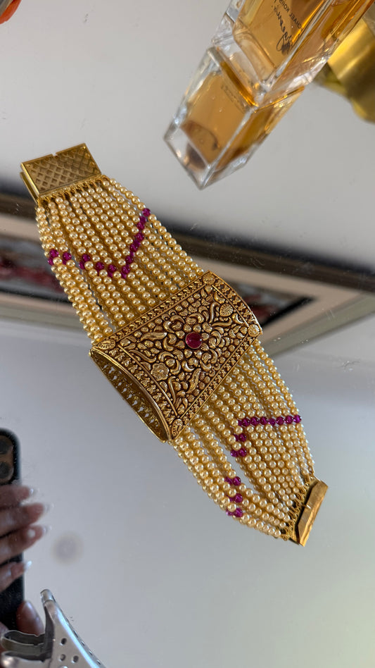 Gold-plated bahi bracelet Sandookh Collection