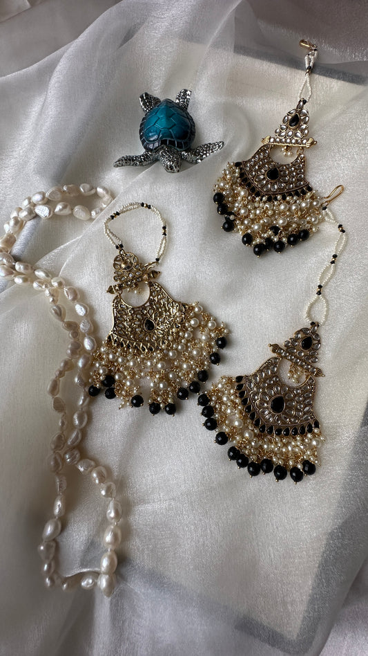 Kundan earrings and tikka with sahare black