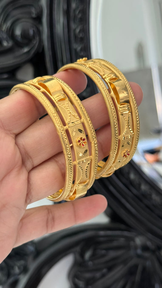 Gold plated kangan Sandookh collection design no 37