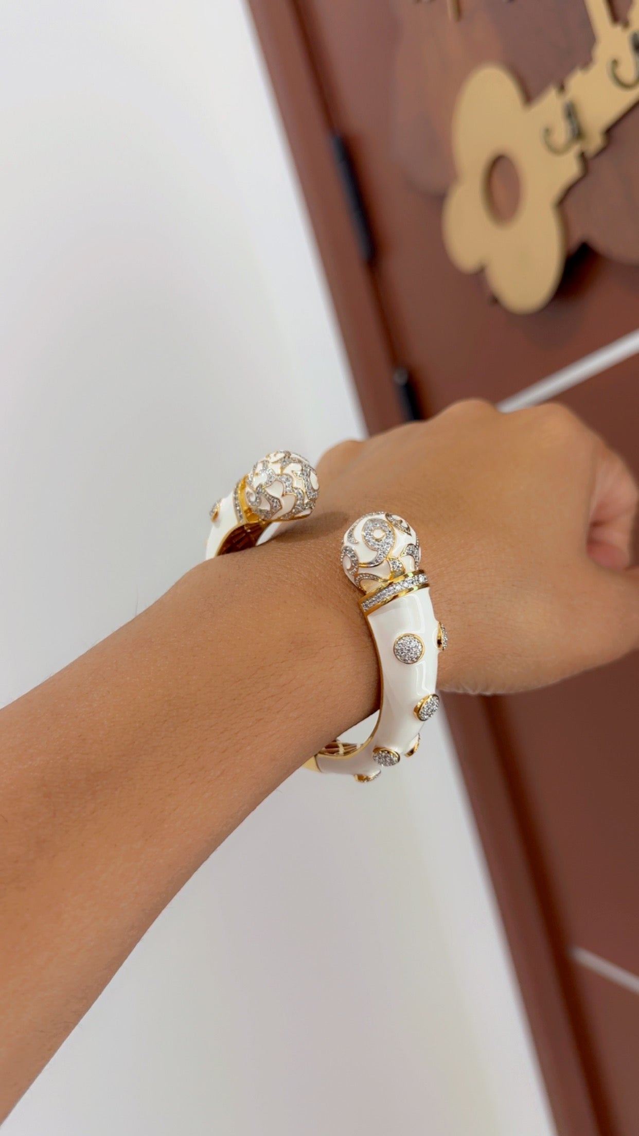 Gold plated free size statement bracelet / Kangan