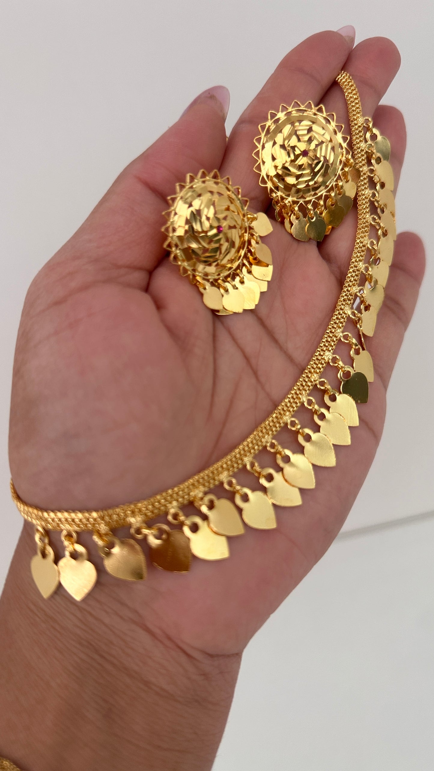 Gold plated pippal patti necklace Sandookh collection