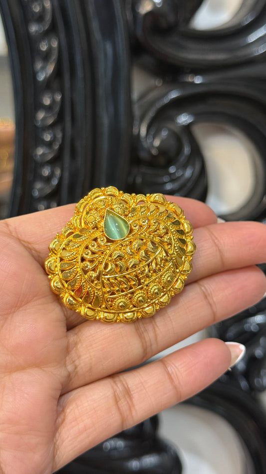 Gold plated hair clip (sui ) sandookh collection