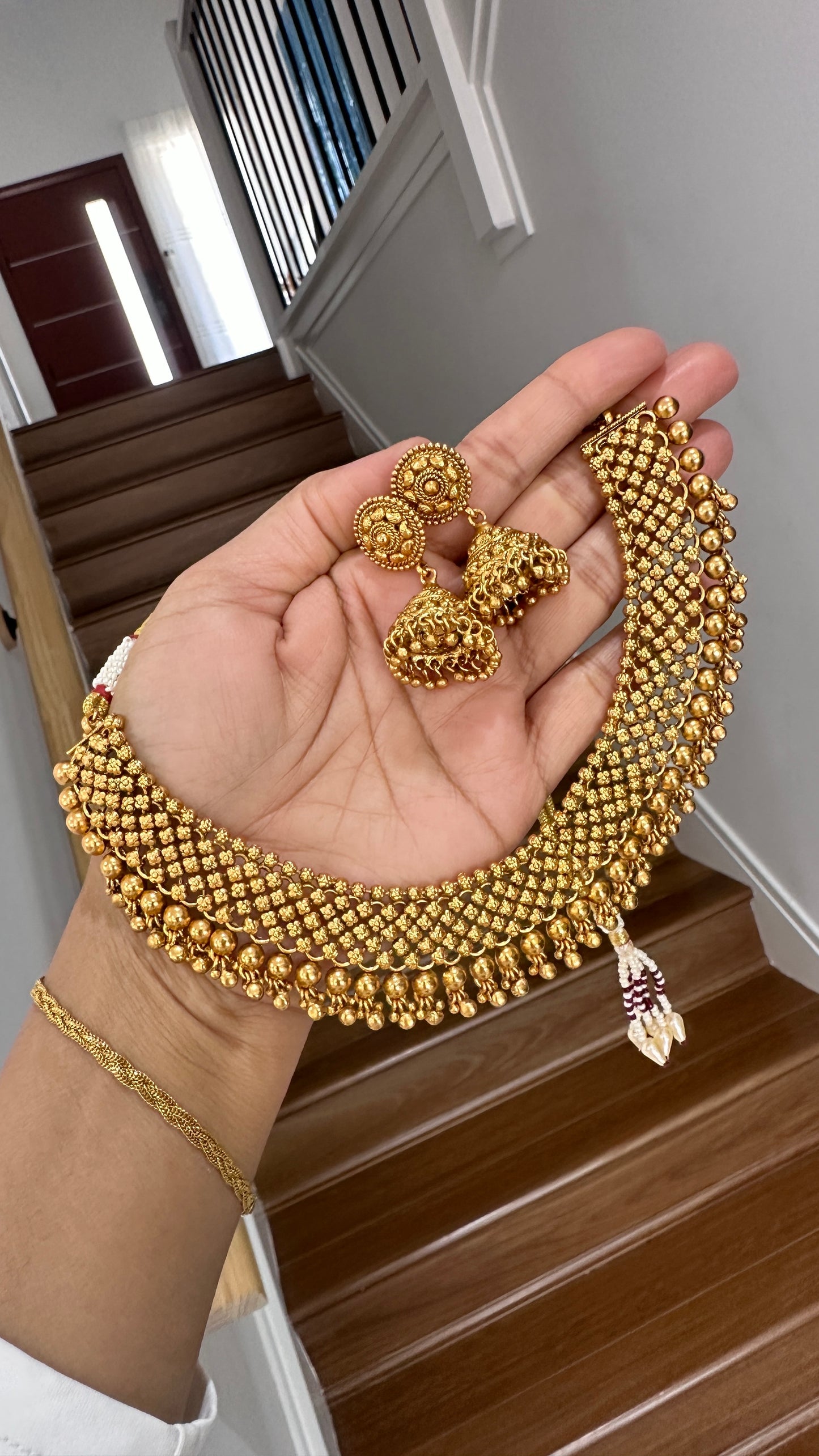 Antique gold look necklace Sandookh collection