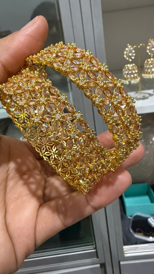 American Diamond golden kangan