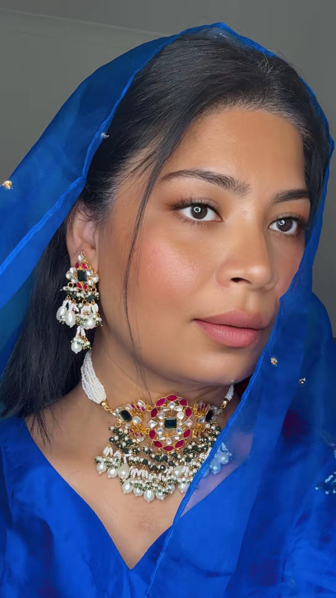 Pachi Kundan choker necklace with matching earrings