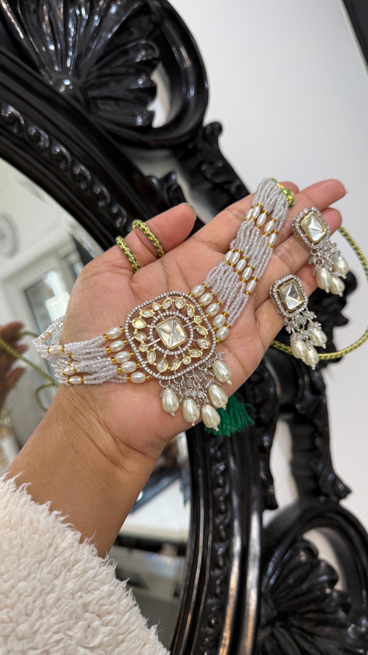 Premium Kundan Choker Set with matching earrings