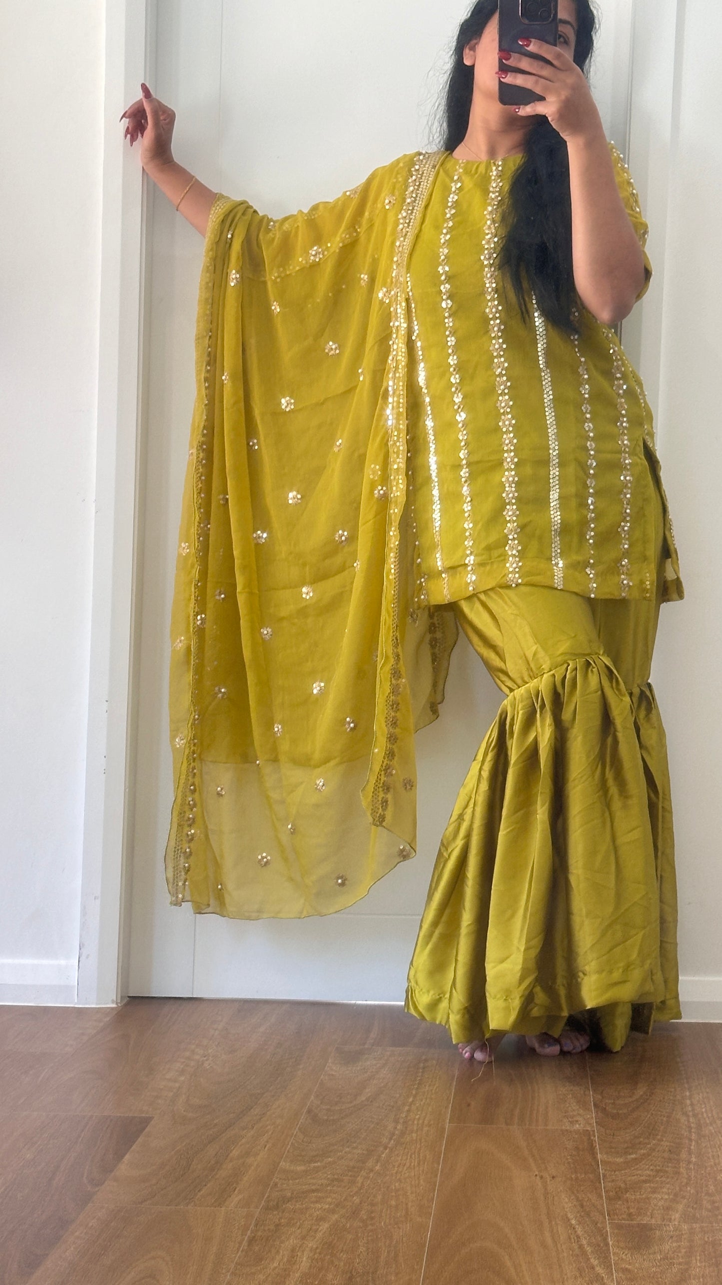 Pakistani shifon outfit with dupatta and bottom