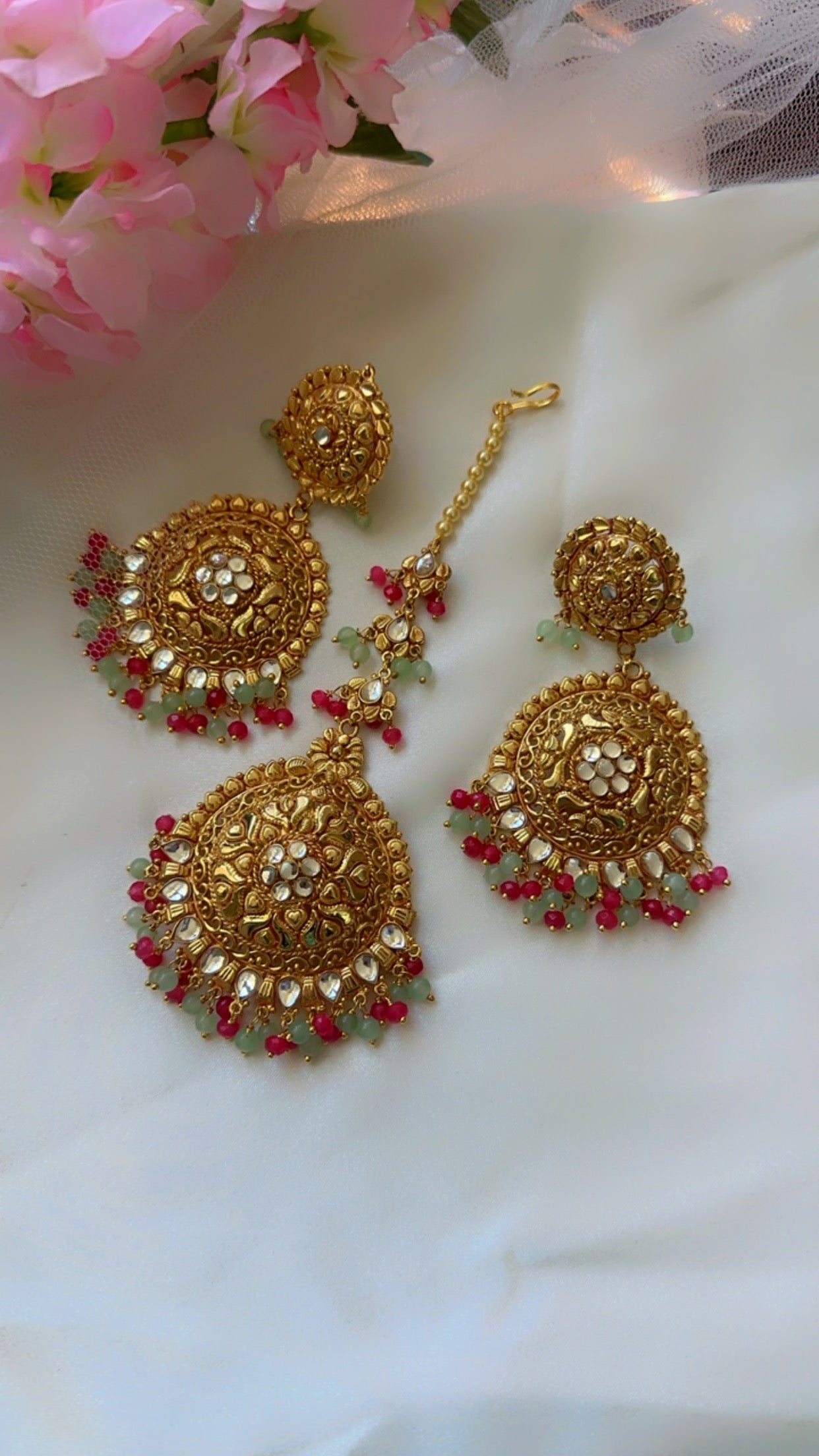 Gold plated sandookh earring and tikka