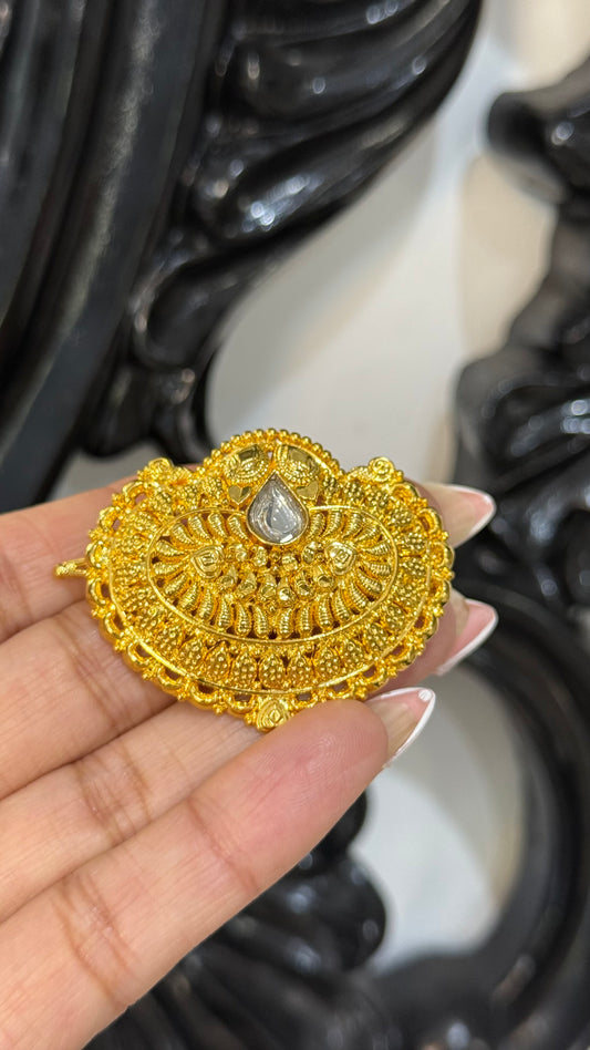 Gold plated hair clip (sui ) sandookh collection