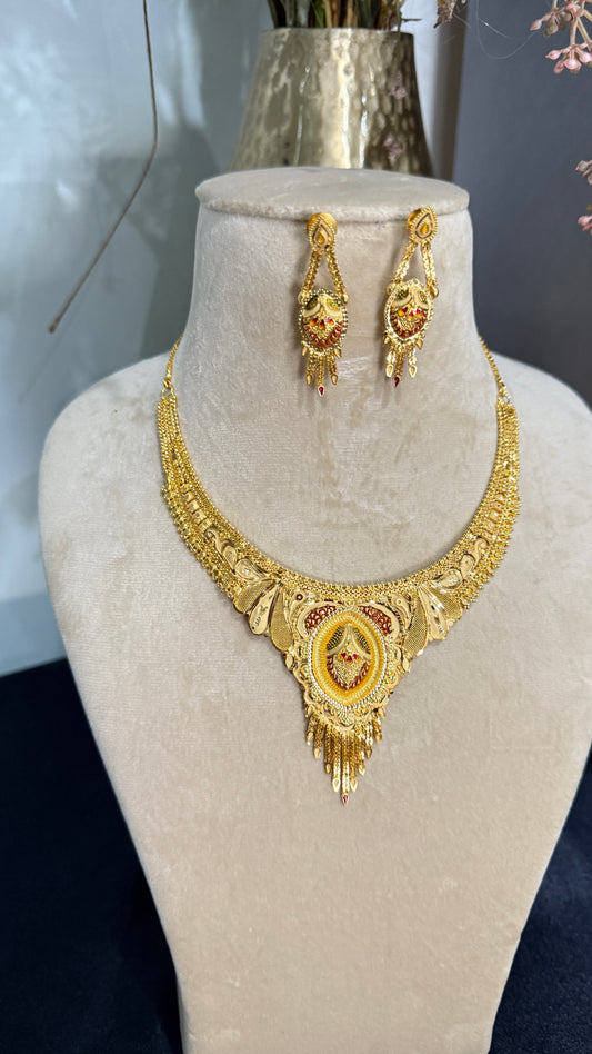 gold look Necklace Sandookh collection