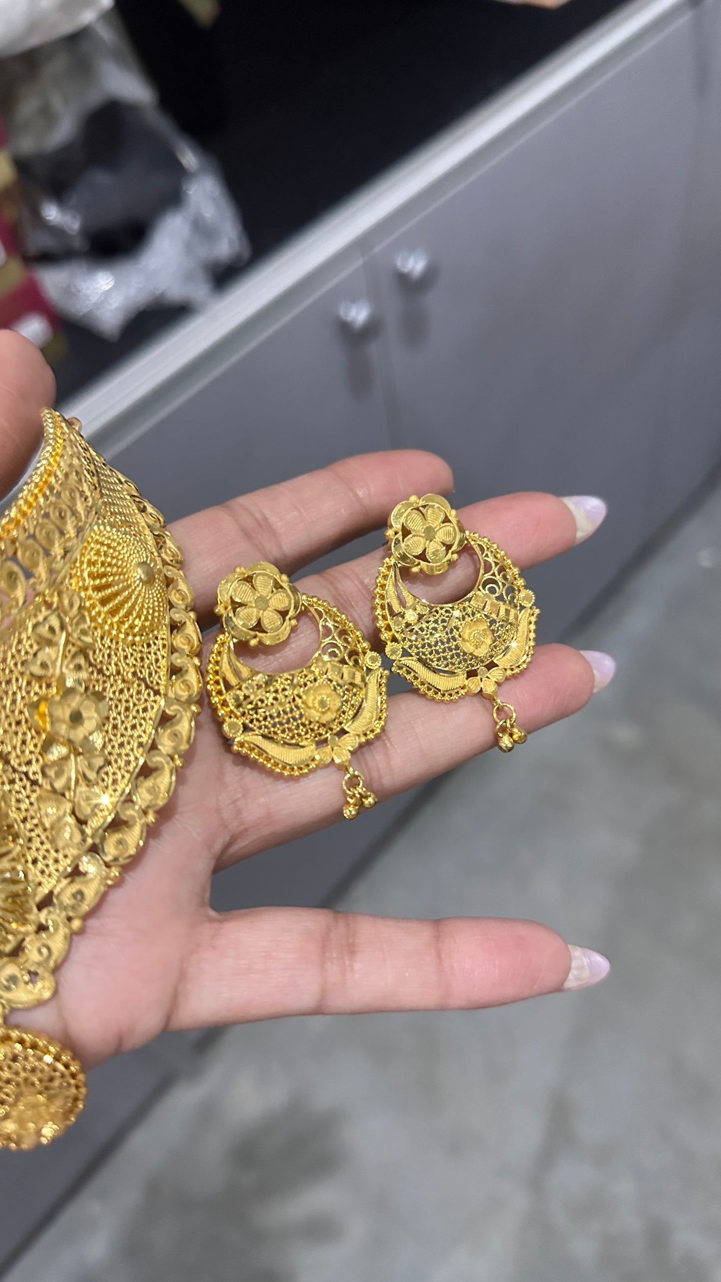 Gold plated choker set Sandookh collection bridal