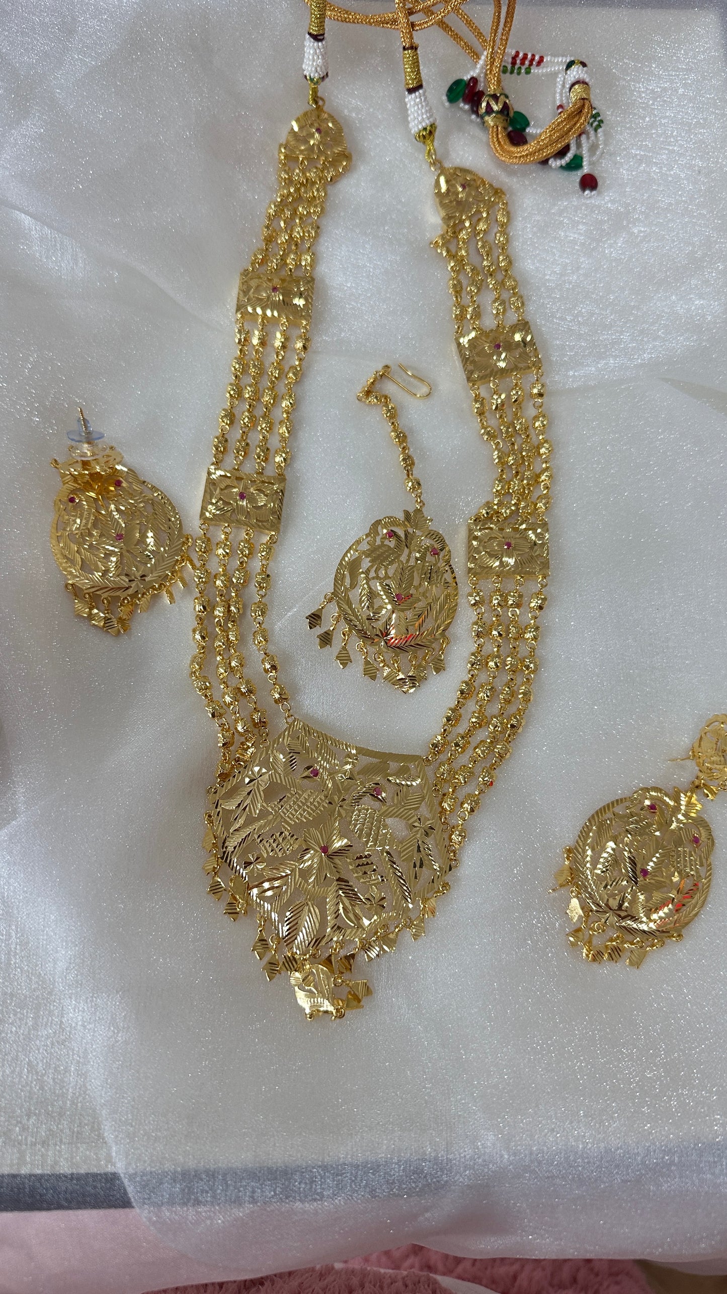 gold plated Raani haar Sandookh collection