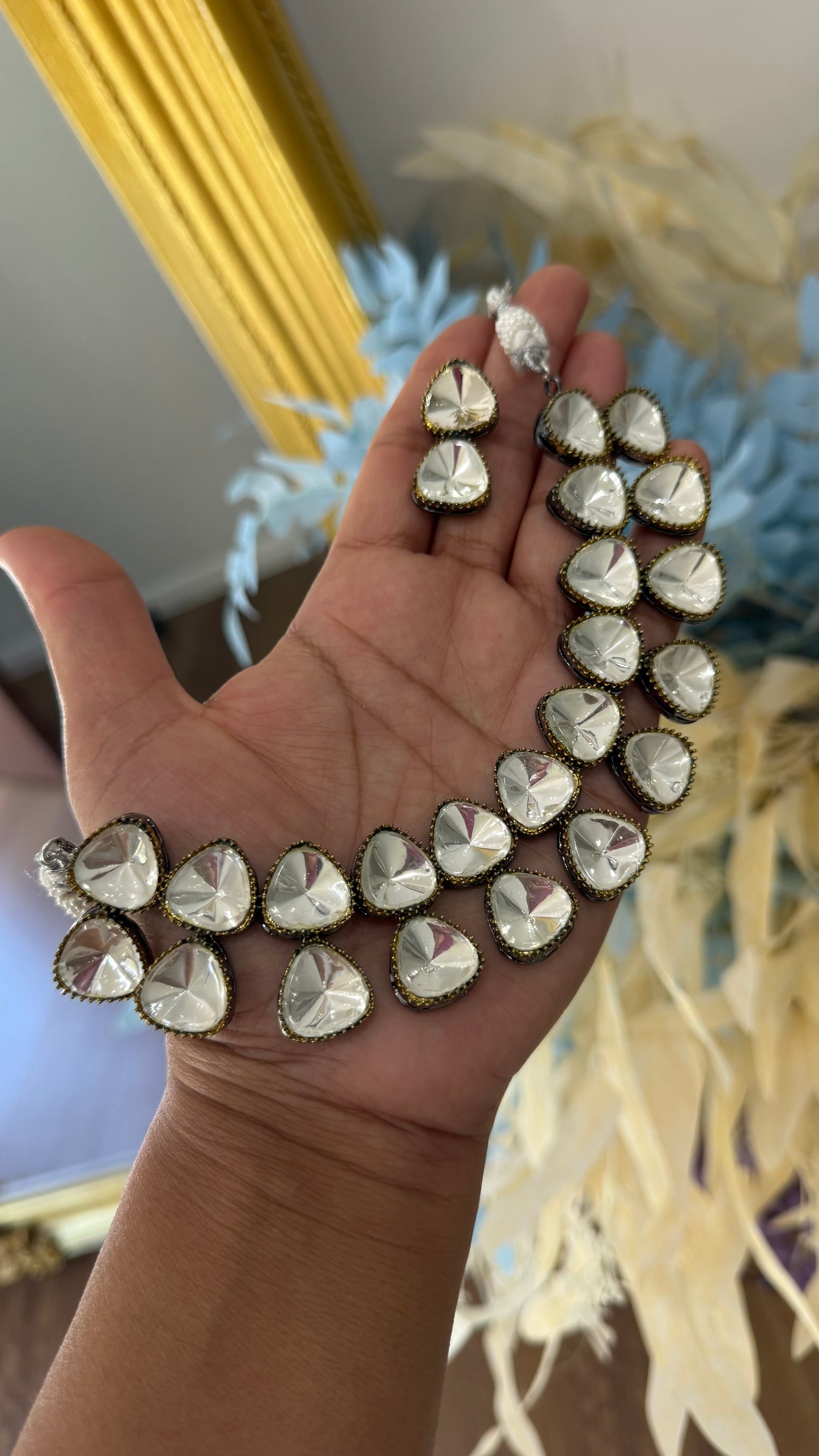 Uncut kundan necklace/choker