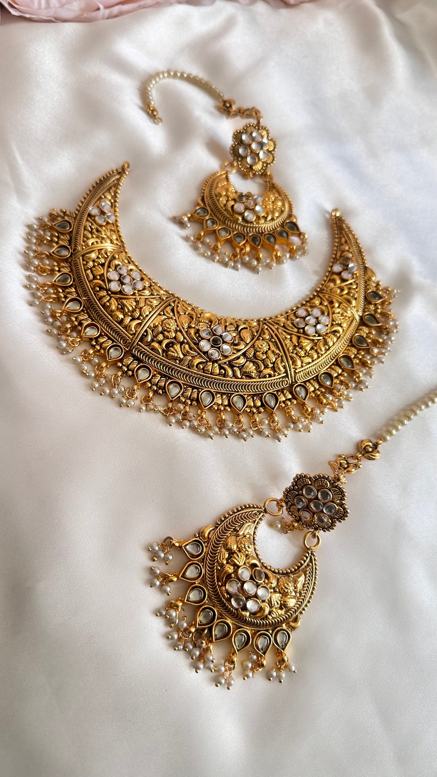 Gold look  necklace set Sandookh collection