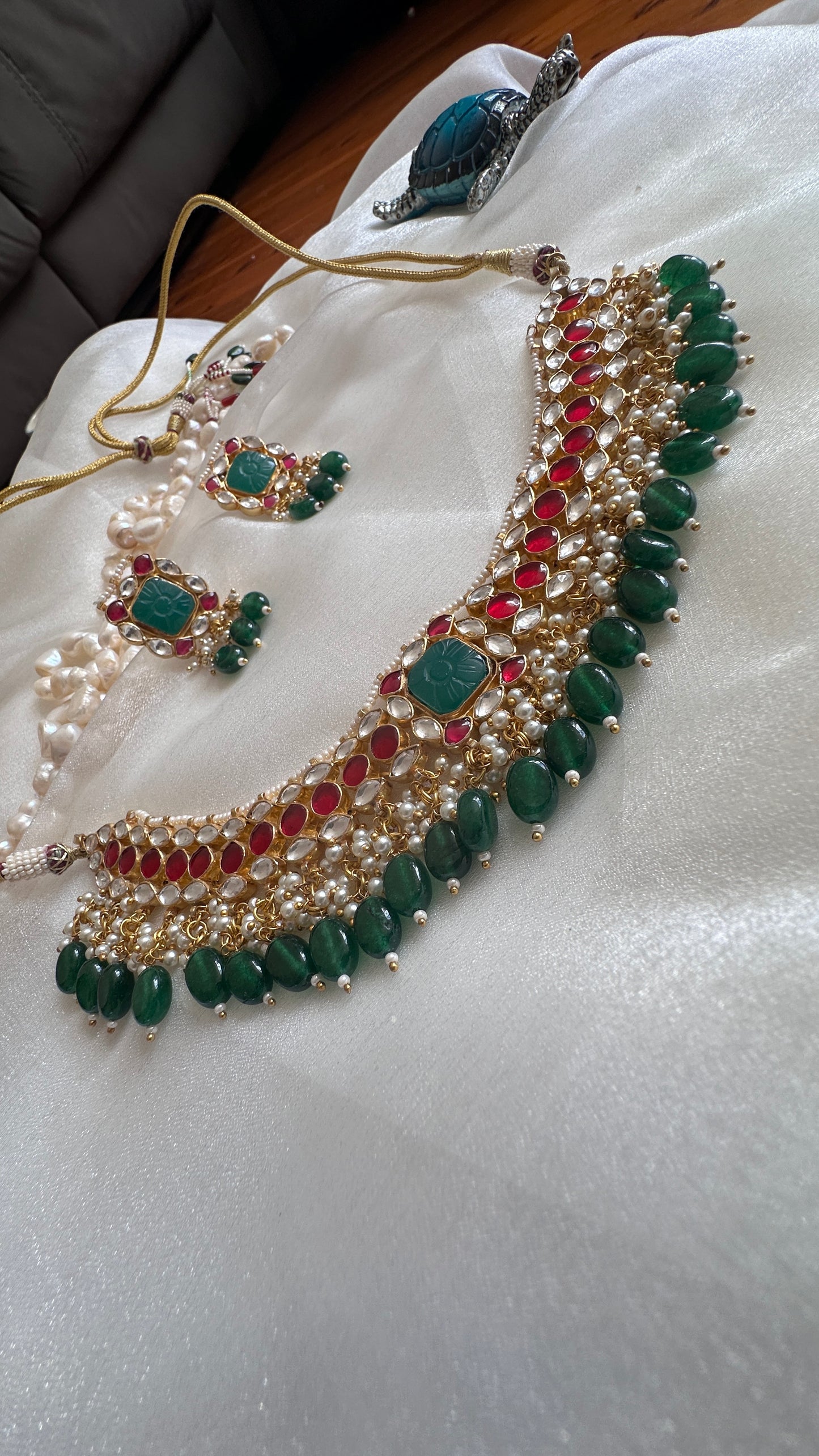 pachi kundan choker or necklace