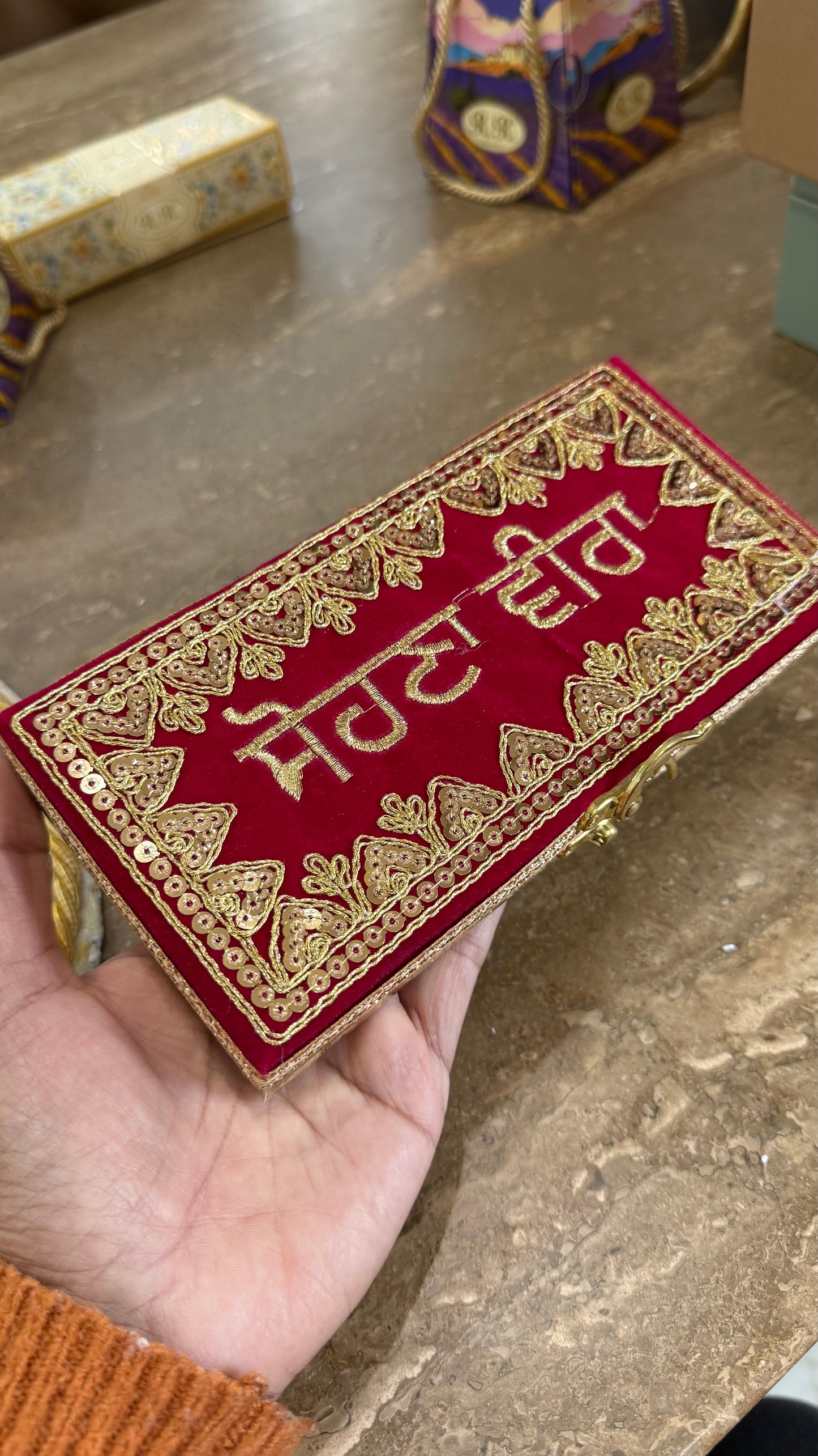 rakhi gift hamper empty box