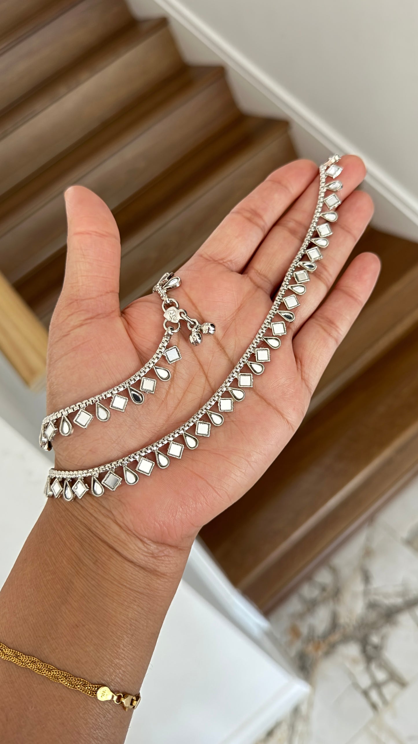 Anklet silver color with mirror