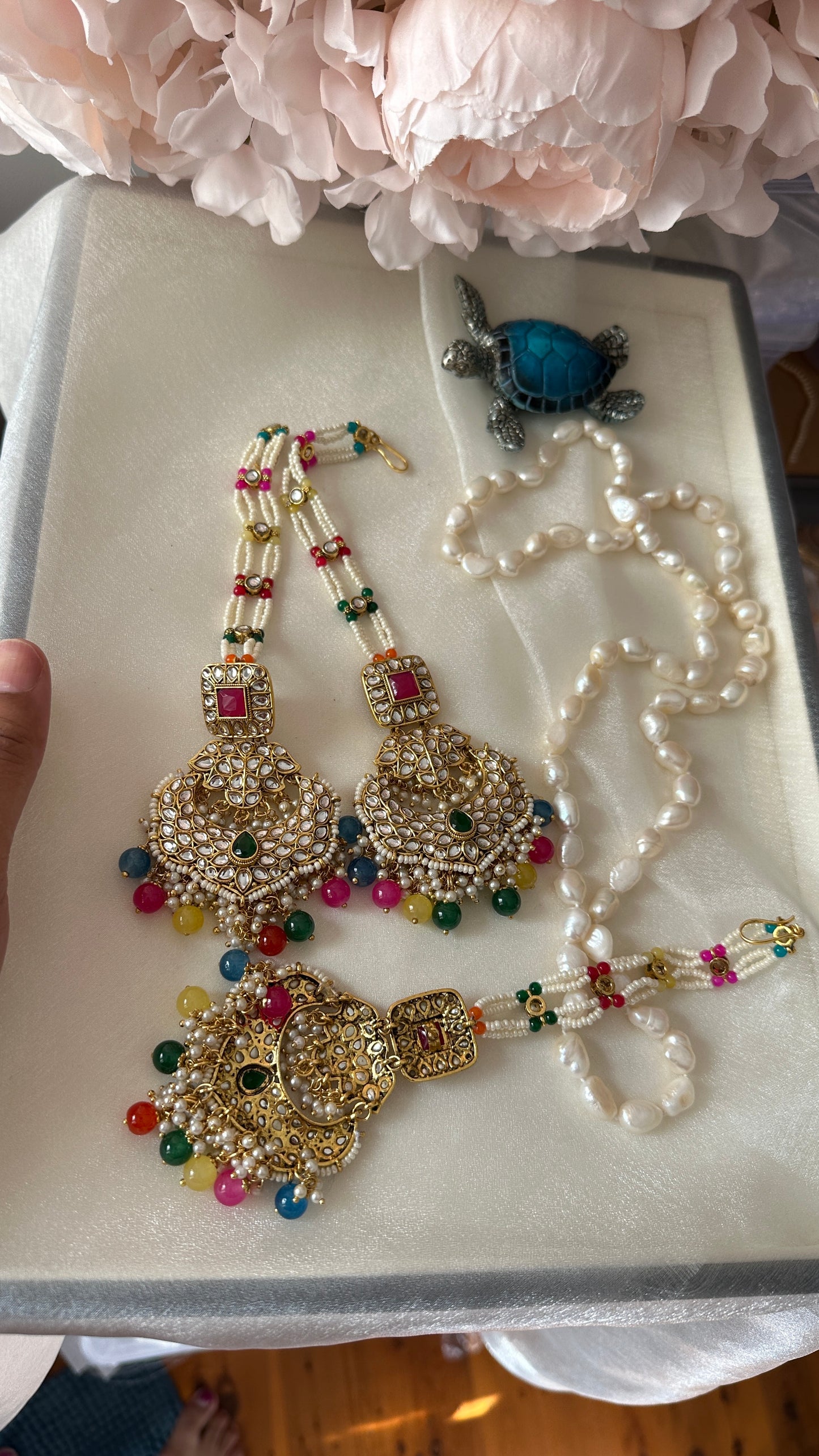 Kundan earrings and tikka with sahare multi