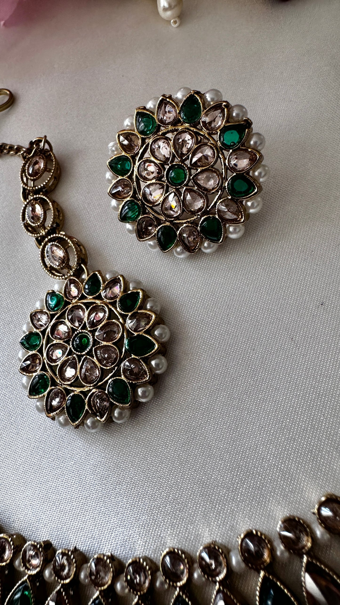 Polki necklace with studs and tikka