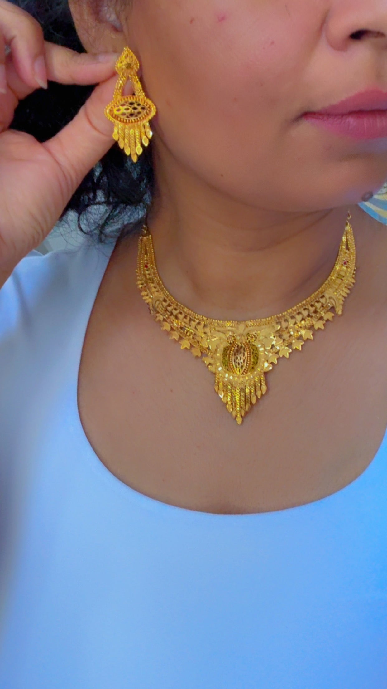 Gold plated necklace with earrings