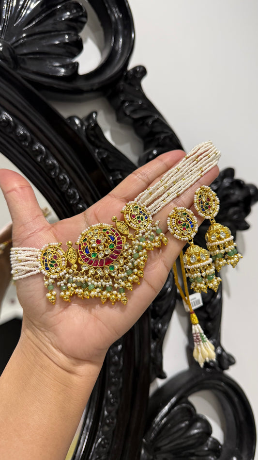 Pachi kundan jhumka with choker