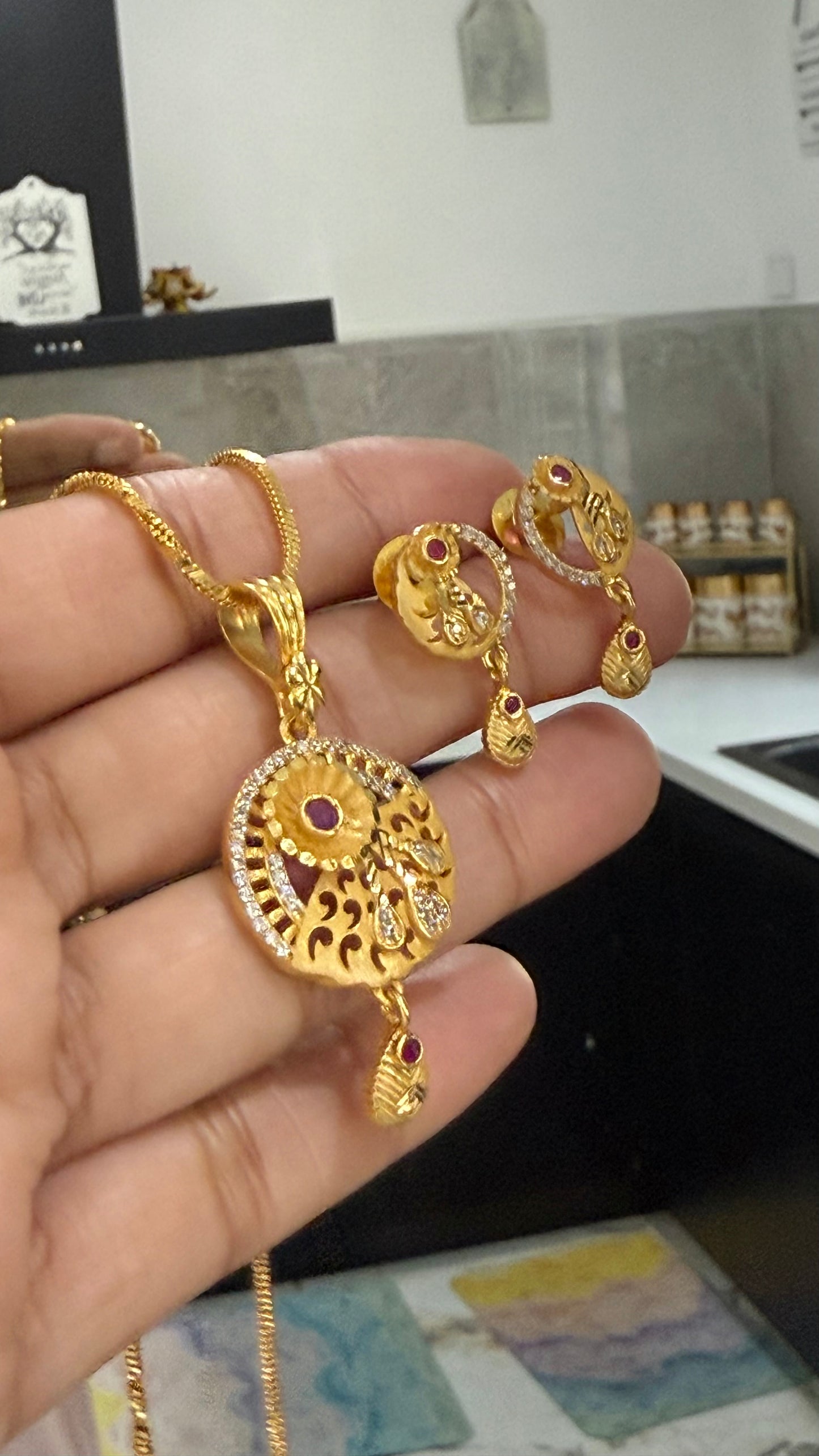 Gold plated necklace pendant set Sandookh collection/ Gold-look kitty set/ Traditional Indian jewelry/ design no 5