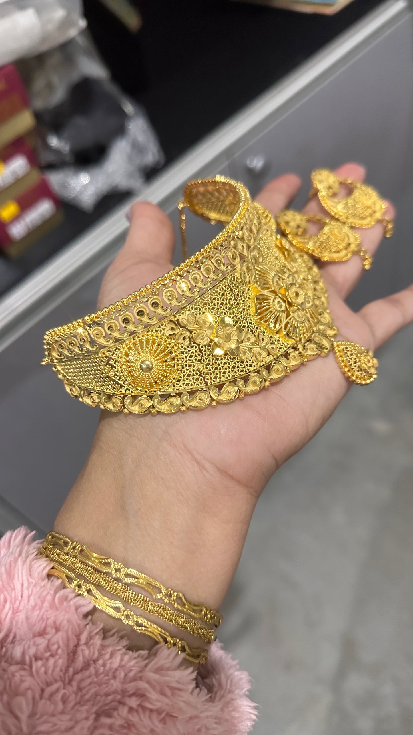 Gold plated choker set Sandookh collection bridal