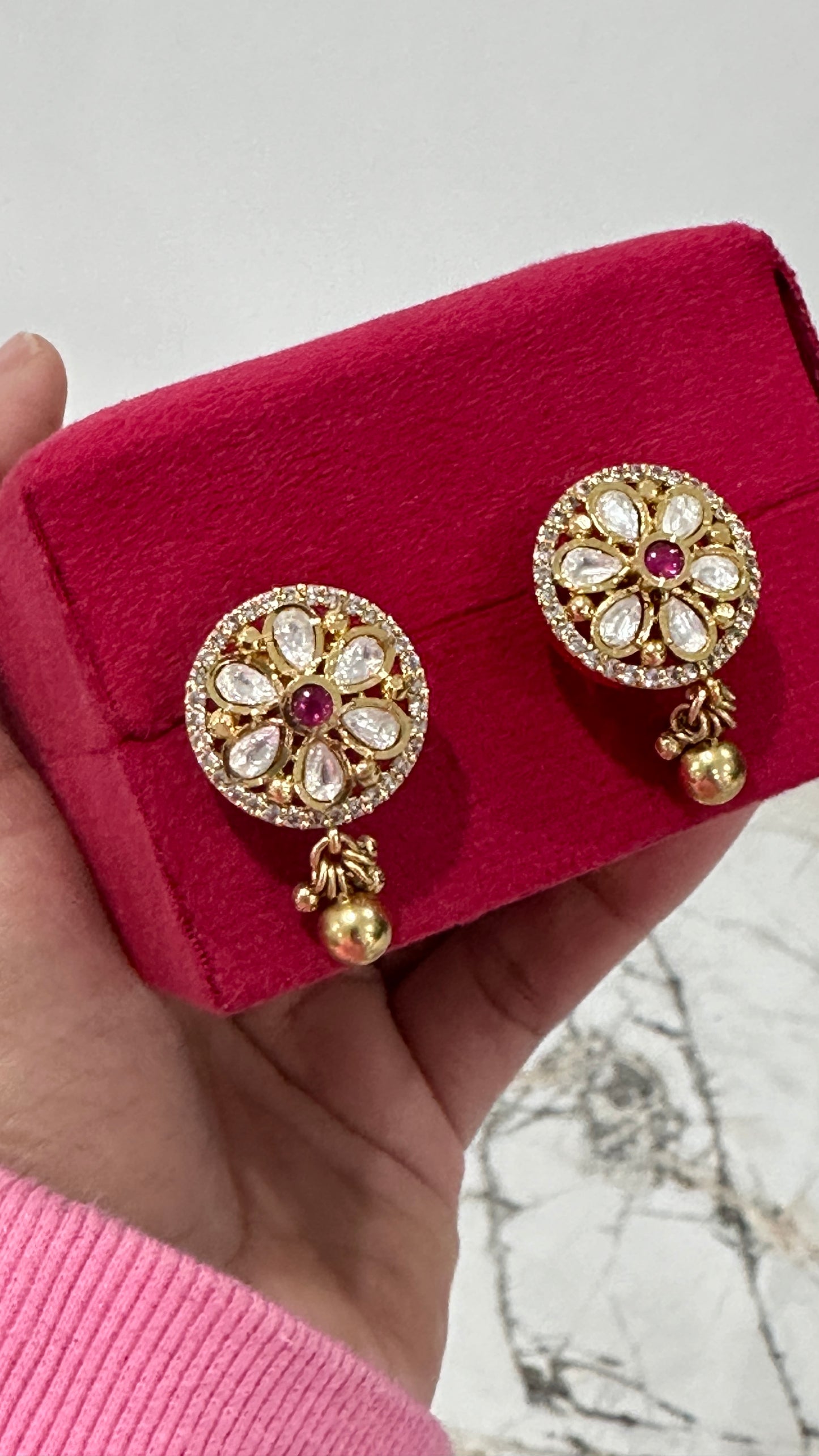 Uncut kundan gold plated studs