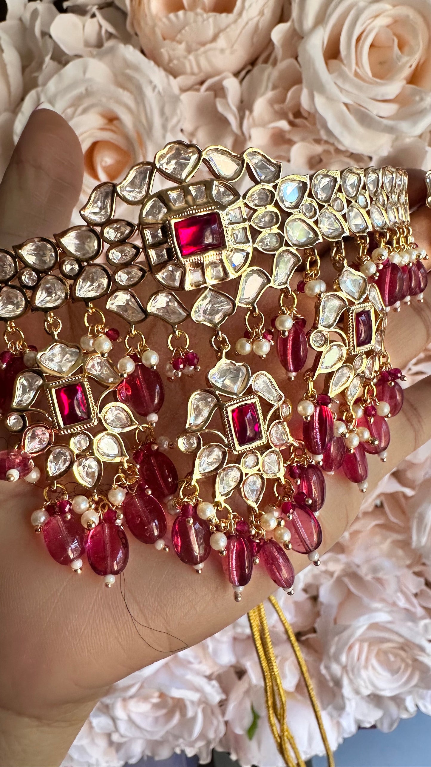 Uncut kundan choker With earrings