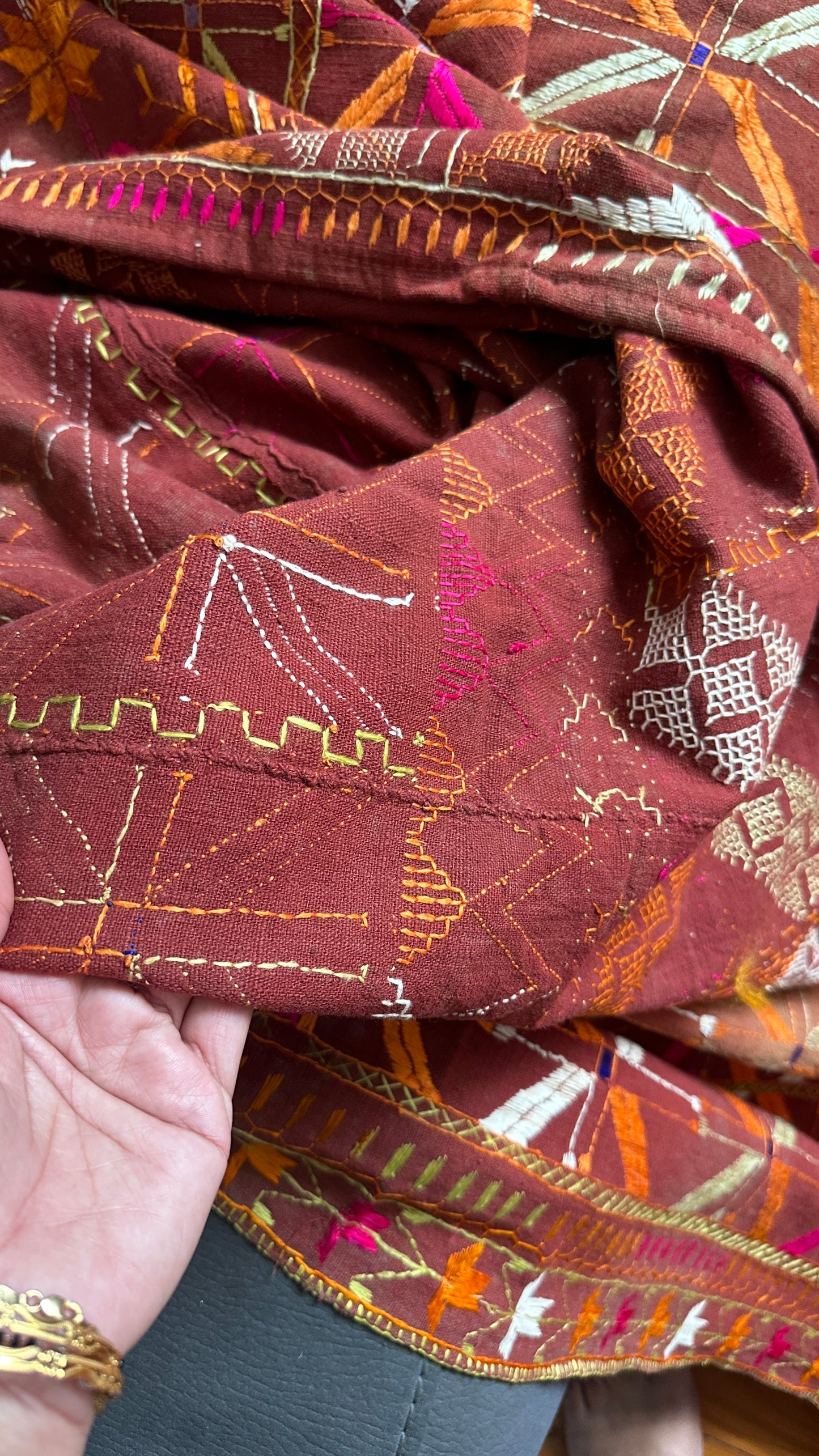 Vintage(preloved) Hand work khaddar baagh phulkari shawl dupatta