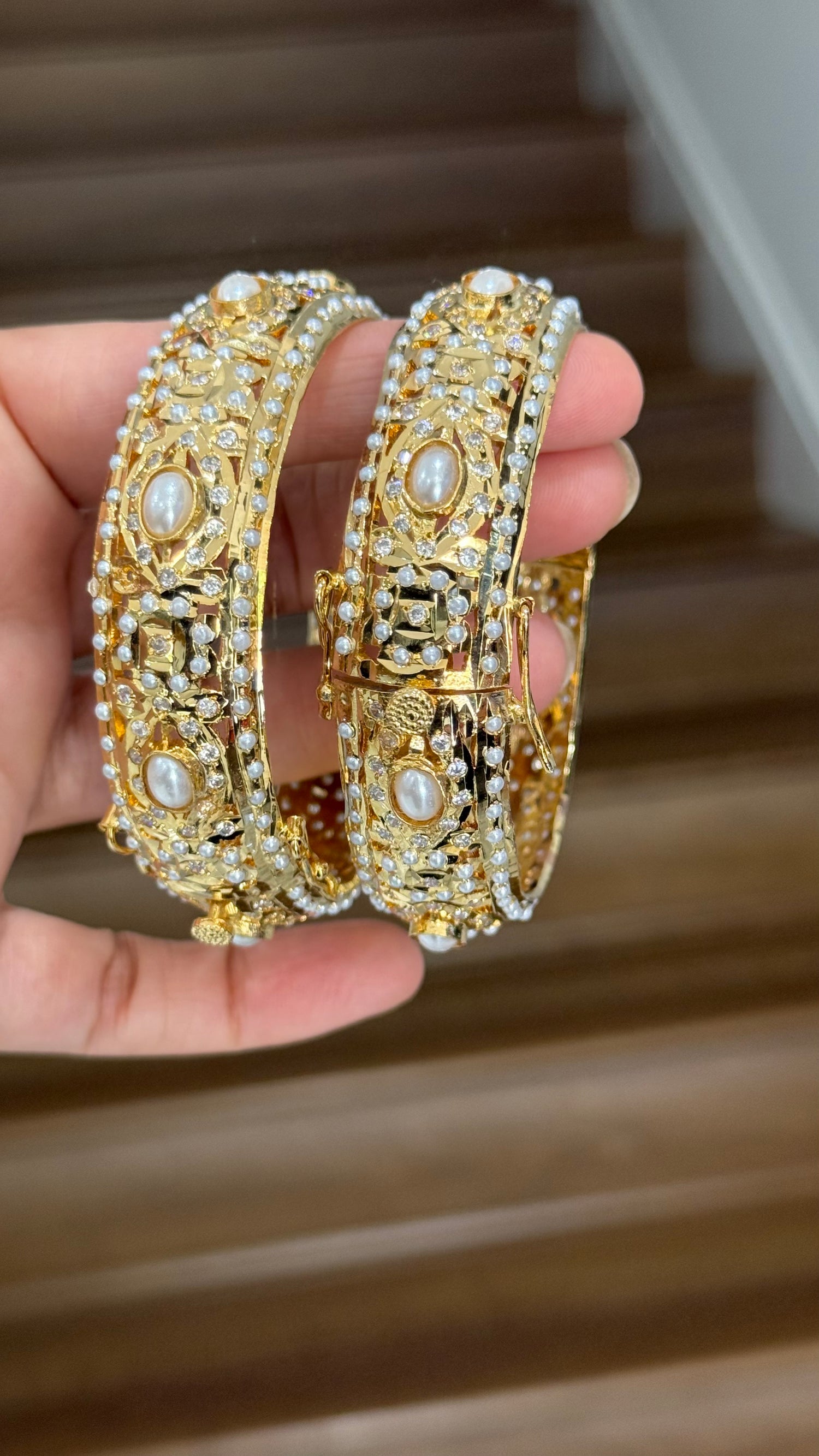 Elegant Real Jadau Gold Plated Kangan with intricate traditional craftsmanship and stunning design