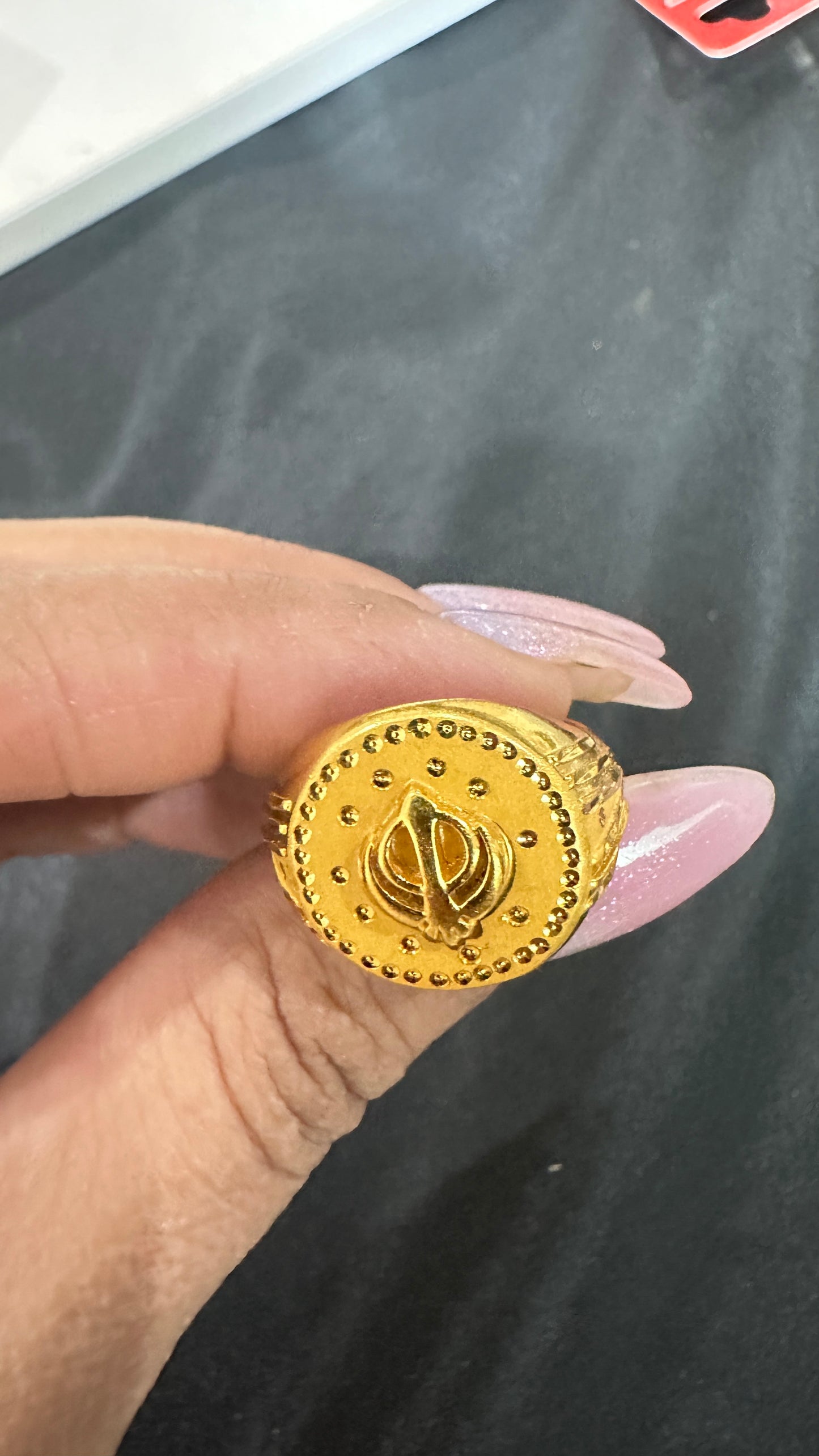 Mens gold look ring